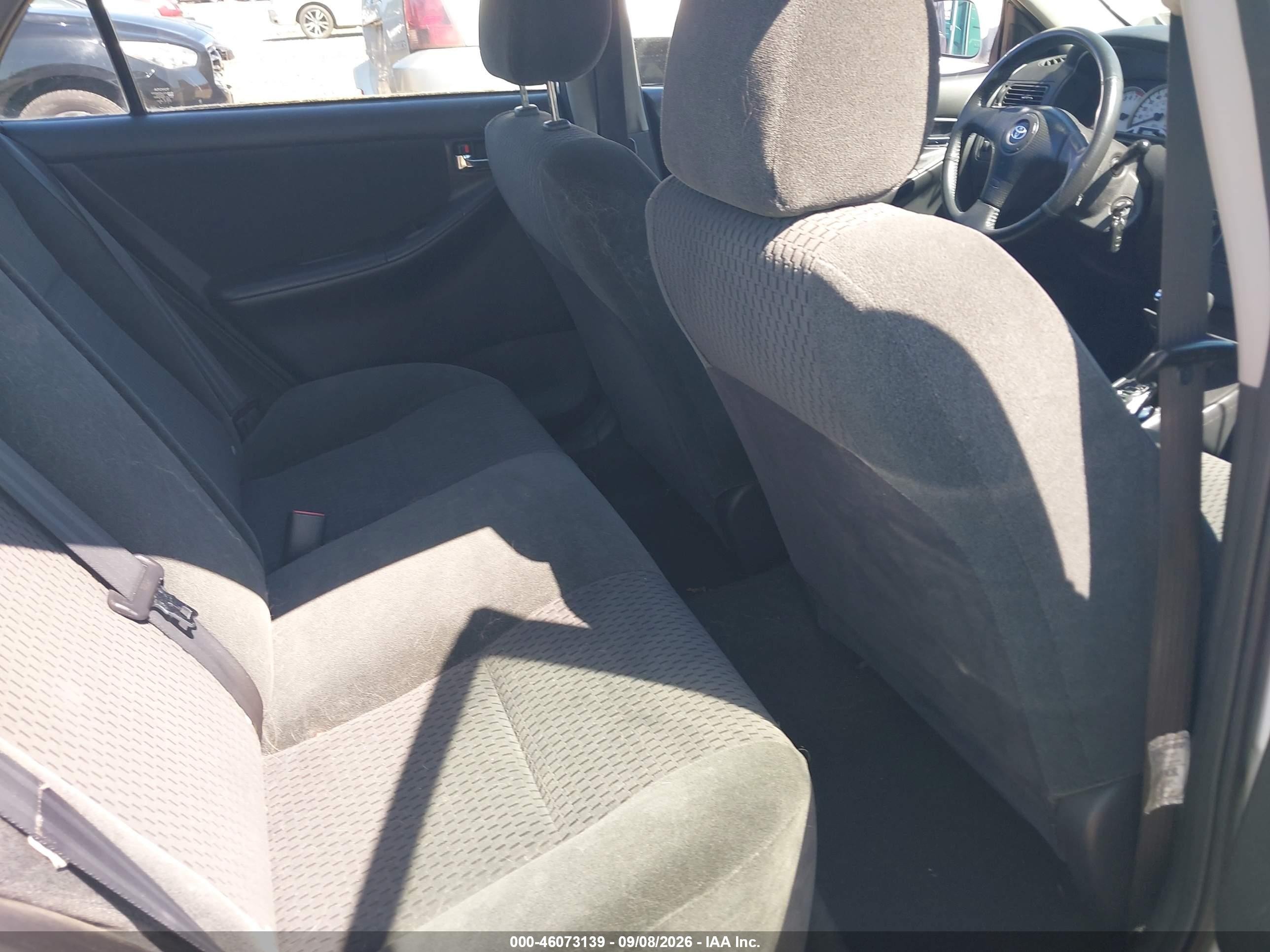 2008 Toyota Corolla S White vin: 2T1BR32E58C905005