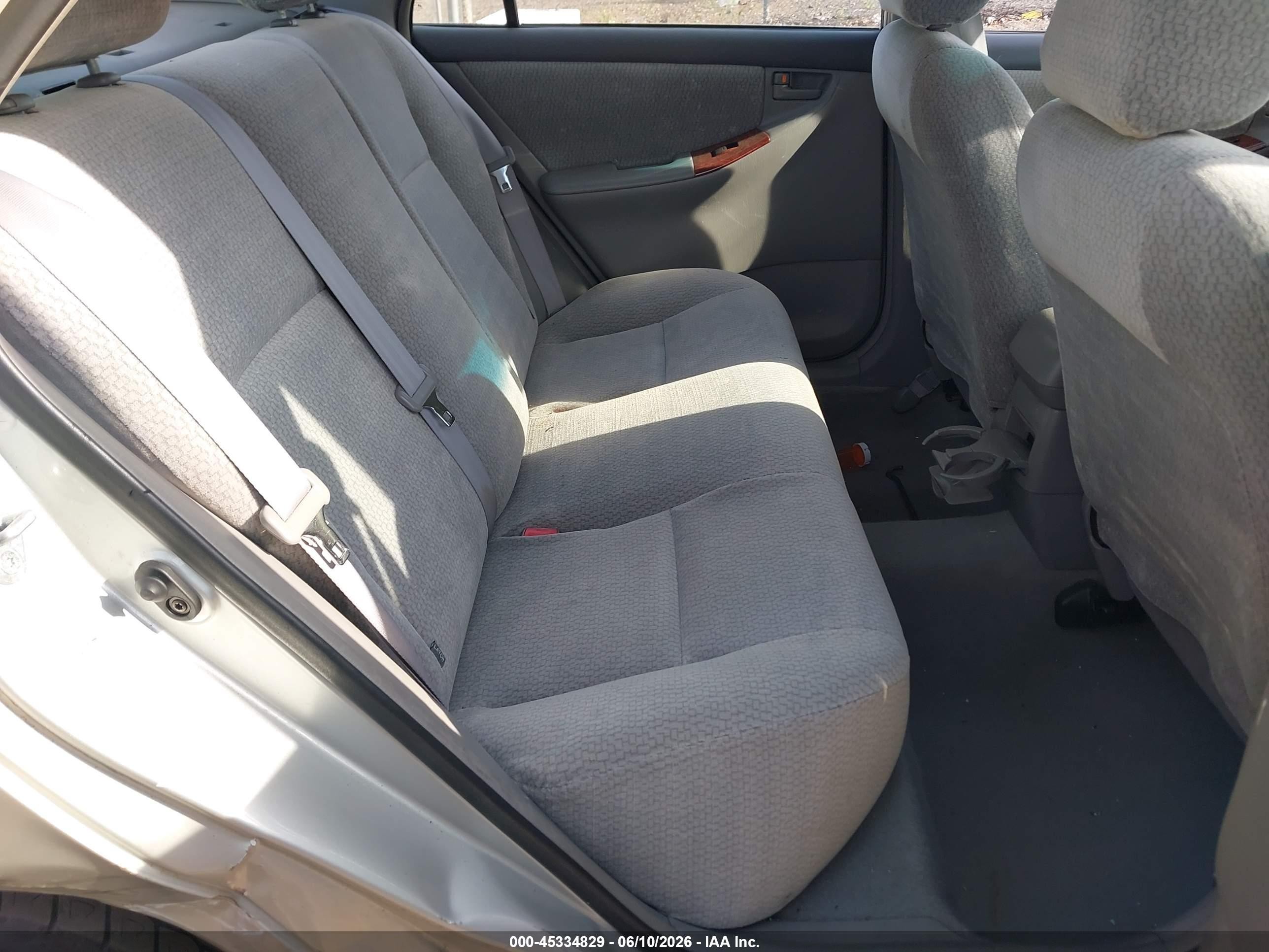 2003 Toyota Corolla Le Silver vin: 2T1BR32E63C149015