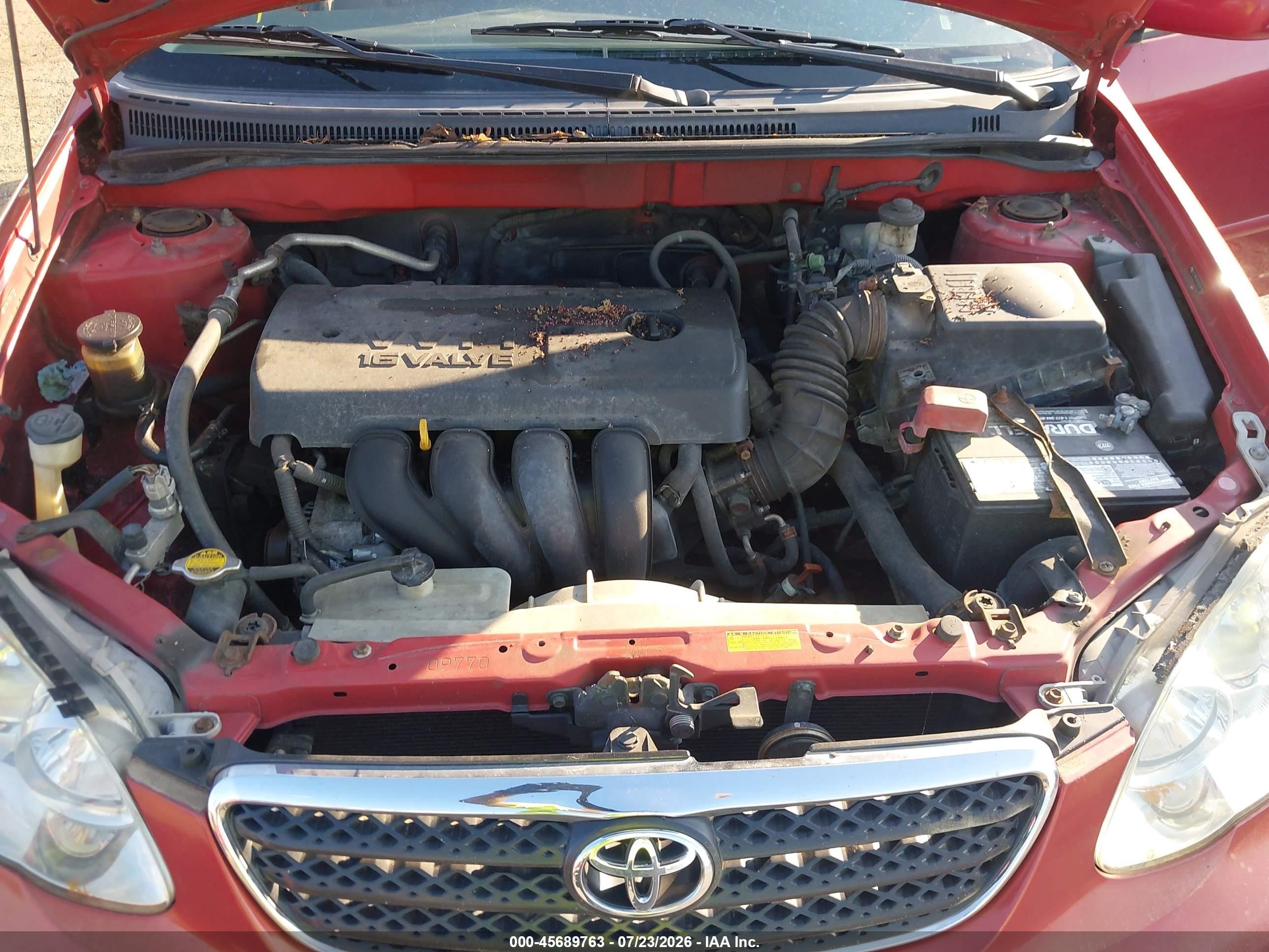 2005 Toyota Corolla Le Red vin: 2T1BR32E65C371184