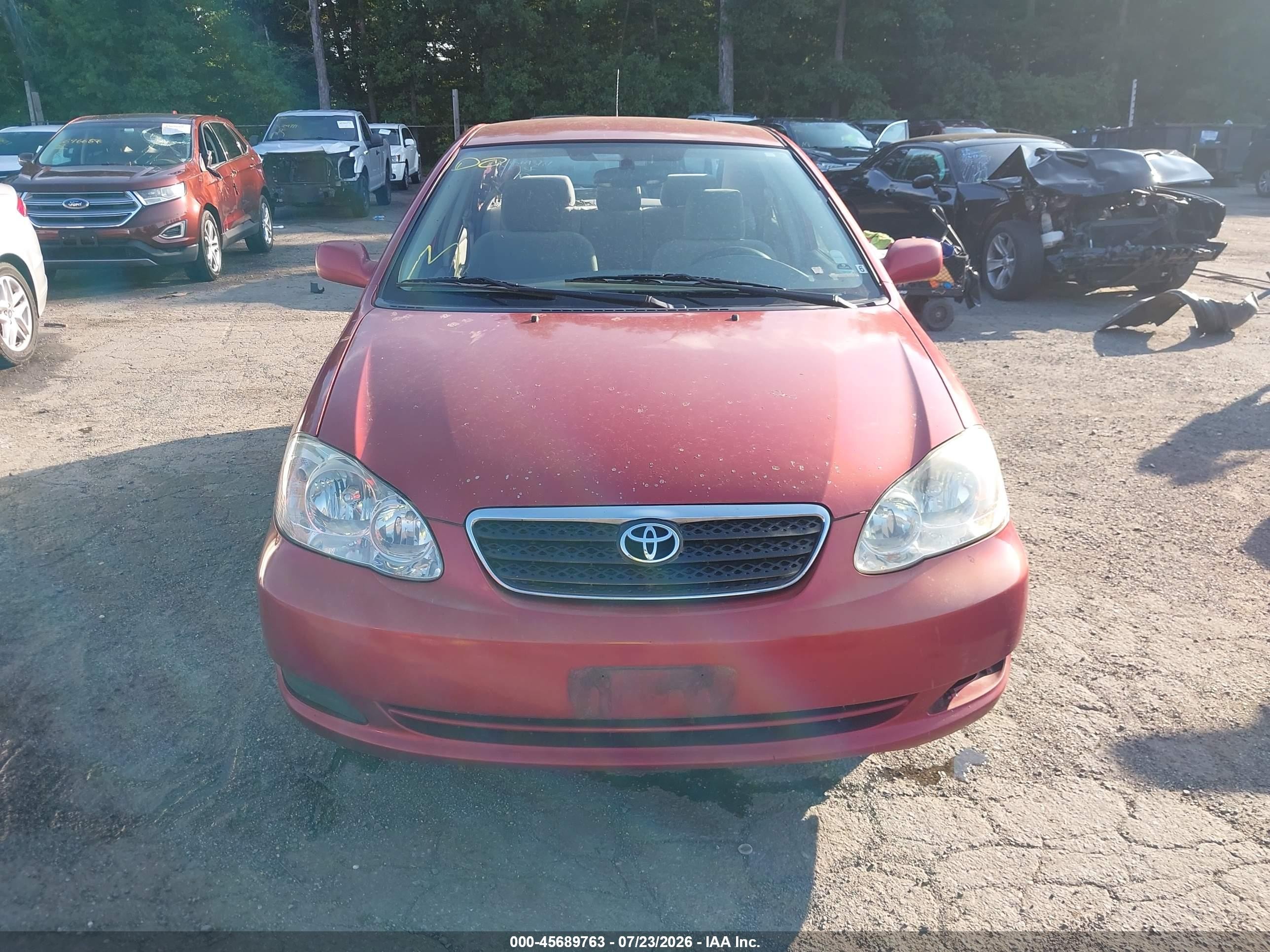2005 Toyota Corolla Le Red vin: 2T1BR32E65C371184