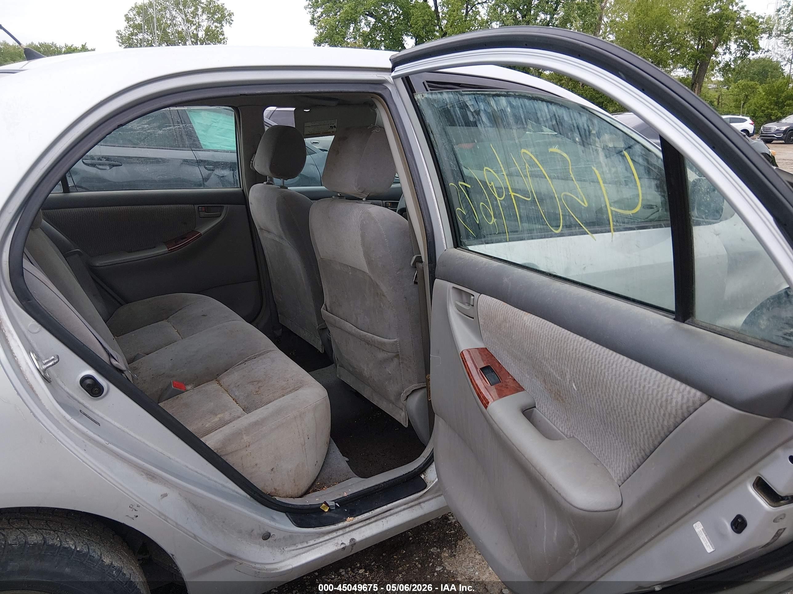 2005 Toyota Corolla Le Silver vin: 2T1BR32E65C376417