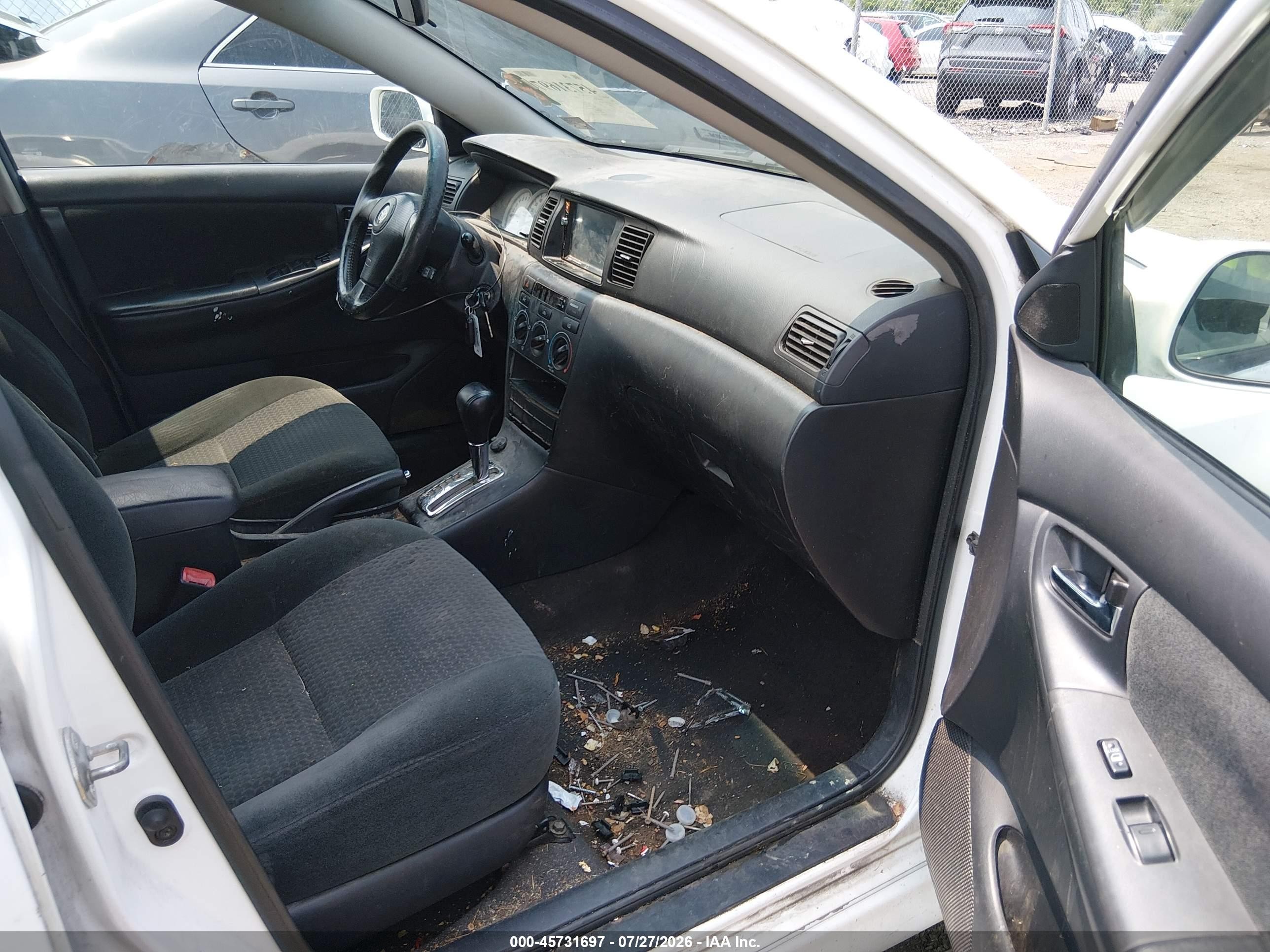 2005 Toyota Corolla S White vin: 2T1BR32E65C403888