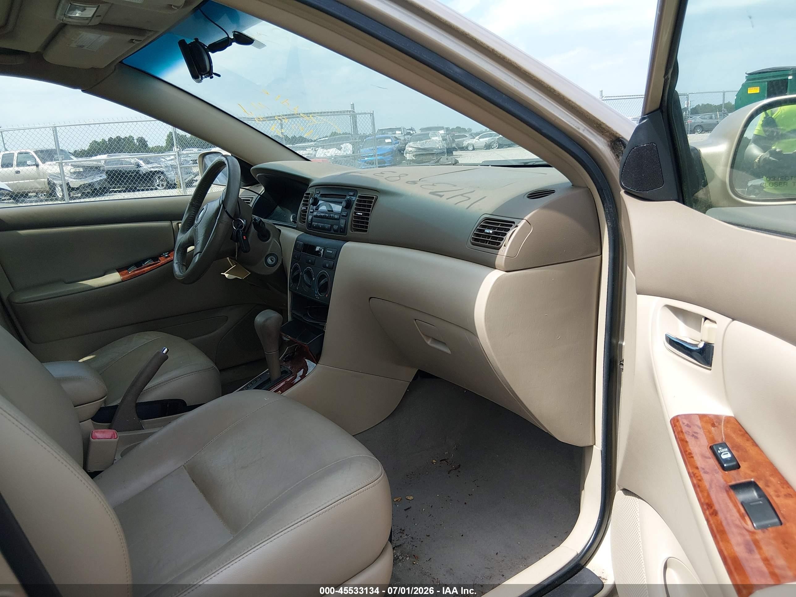 2005 Toyota Corolla Le Beige vin: 2T1BR32E65C464481