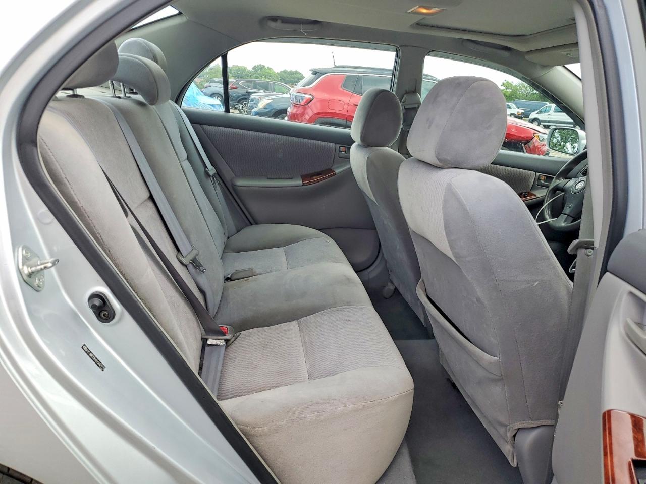 2005 Toyota Corolla Le Silver vin: 2T1BR32E65C467770