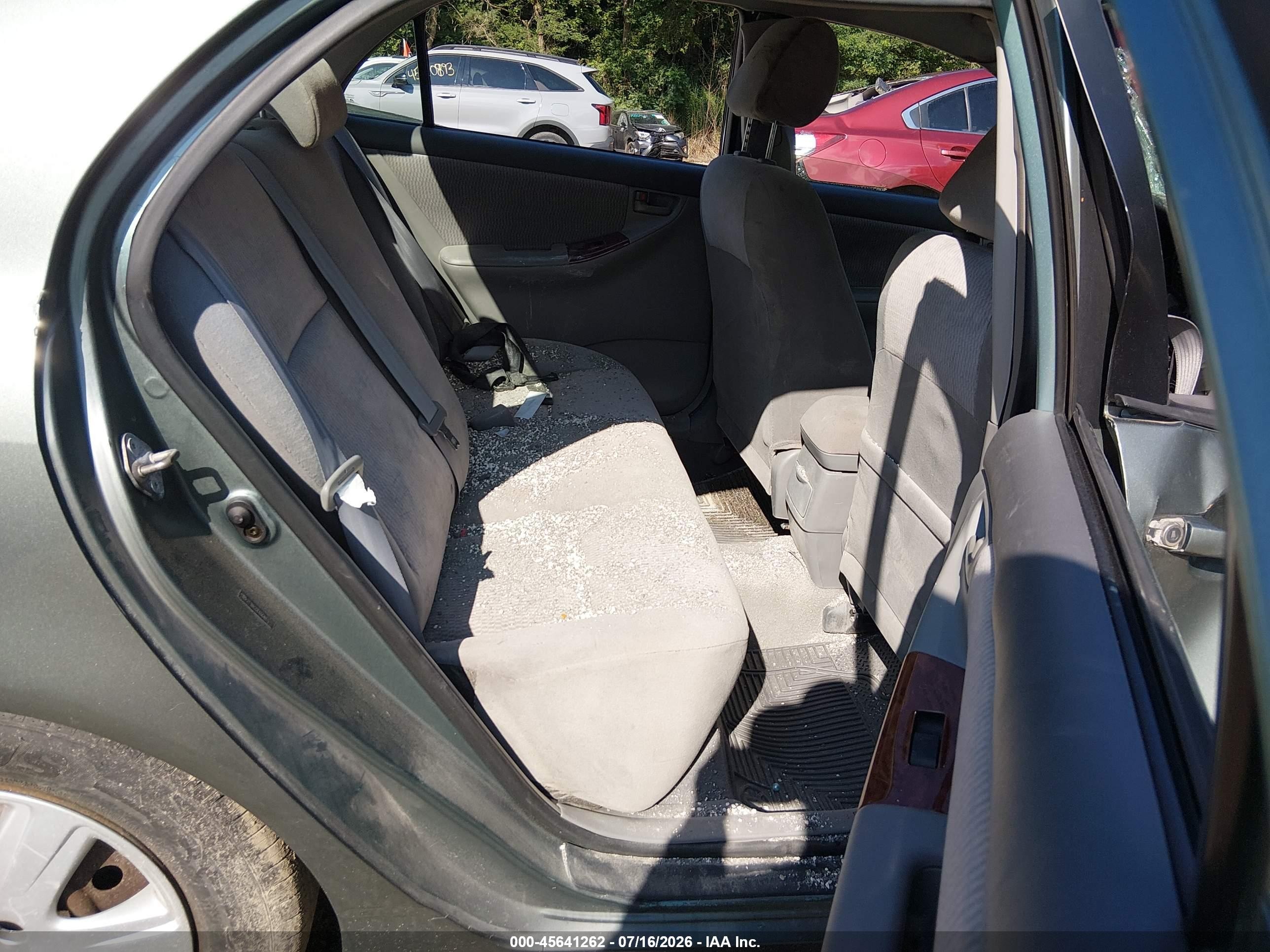2005 Toyota Corolla Le Green vin: 2T1BR32E65C487016
