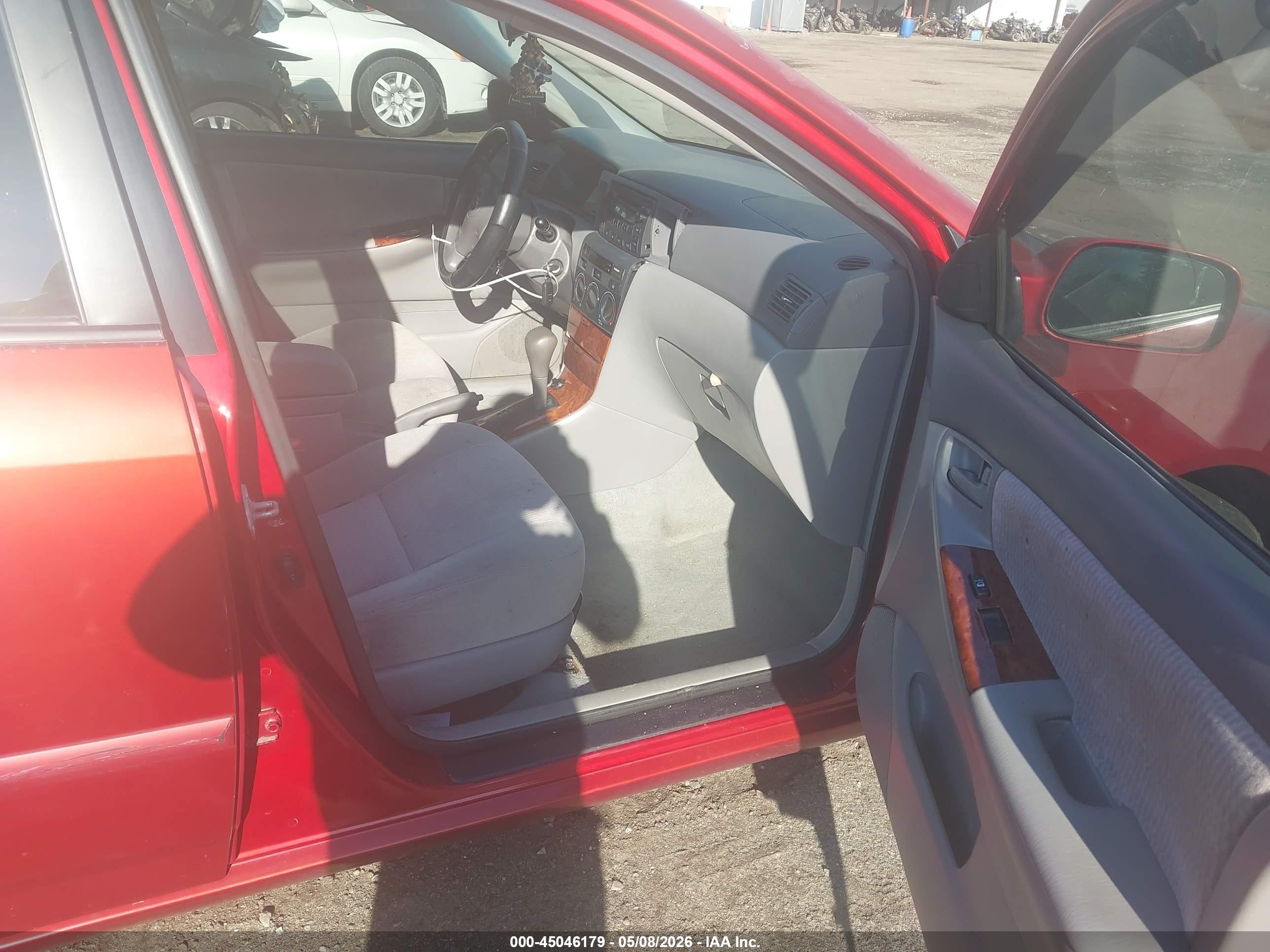 2006 Toyota Corolla Le Red vin: 2T1BR32E66C638650