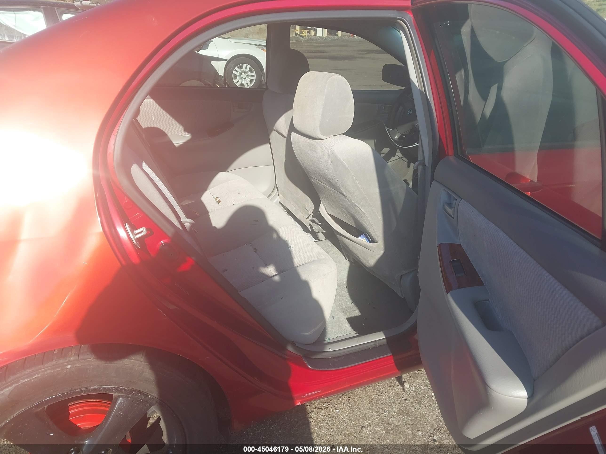 2006 Toyota Corolla Le Red vin: 2T1BR32E66C638650