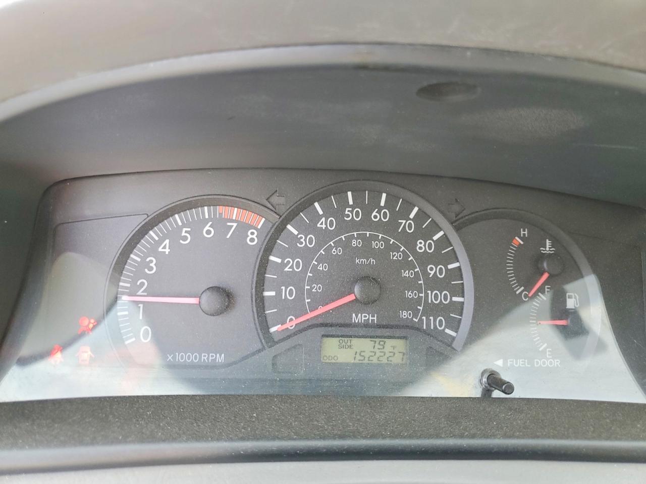 2006 Toyota Corolla Ce White vin: 2T1BR32E66C641757