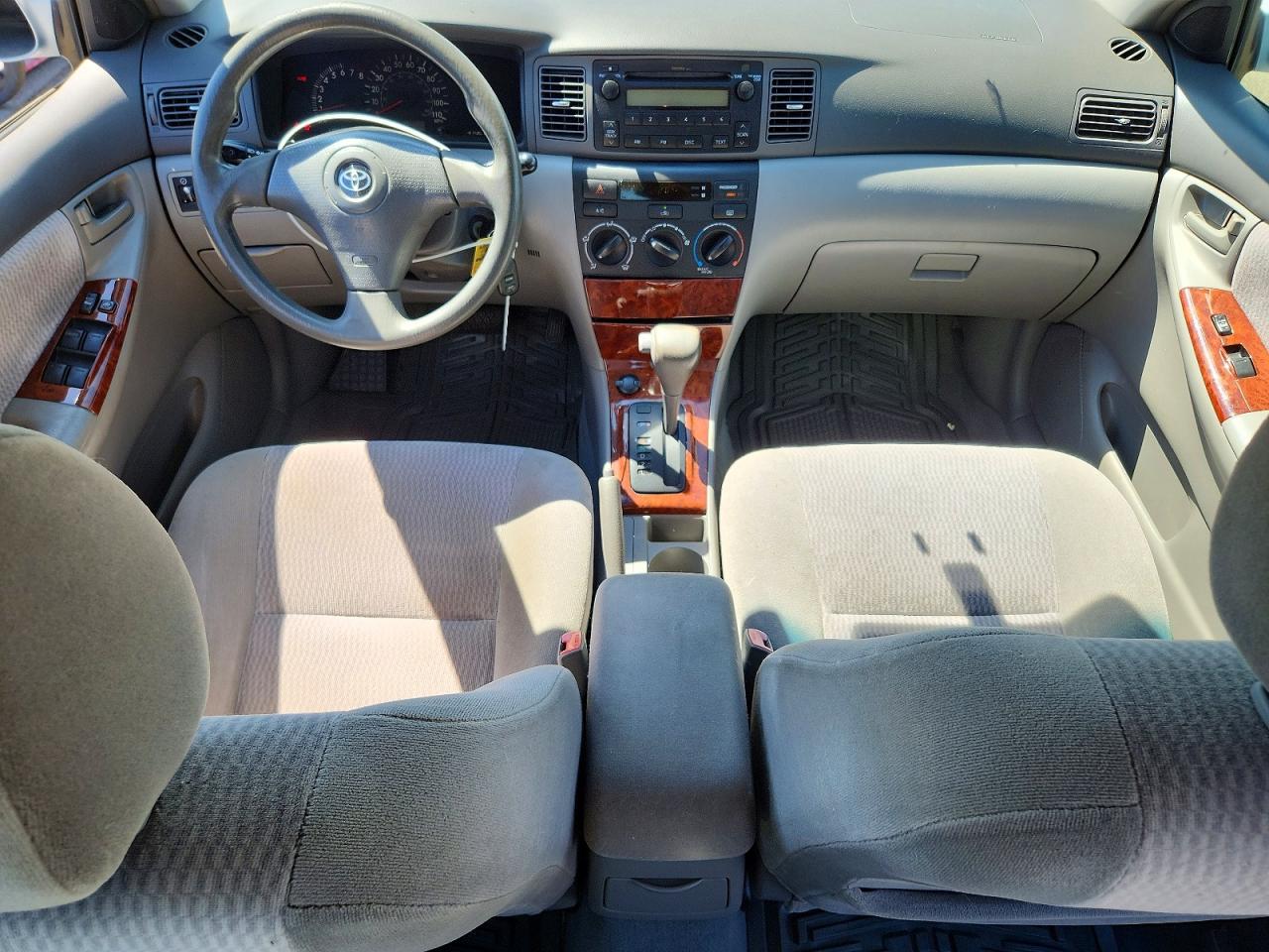 2007 Toyota Corolla Le Silver vin: 2T1BR32E67C725465