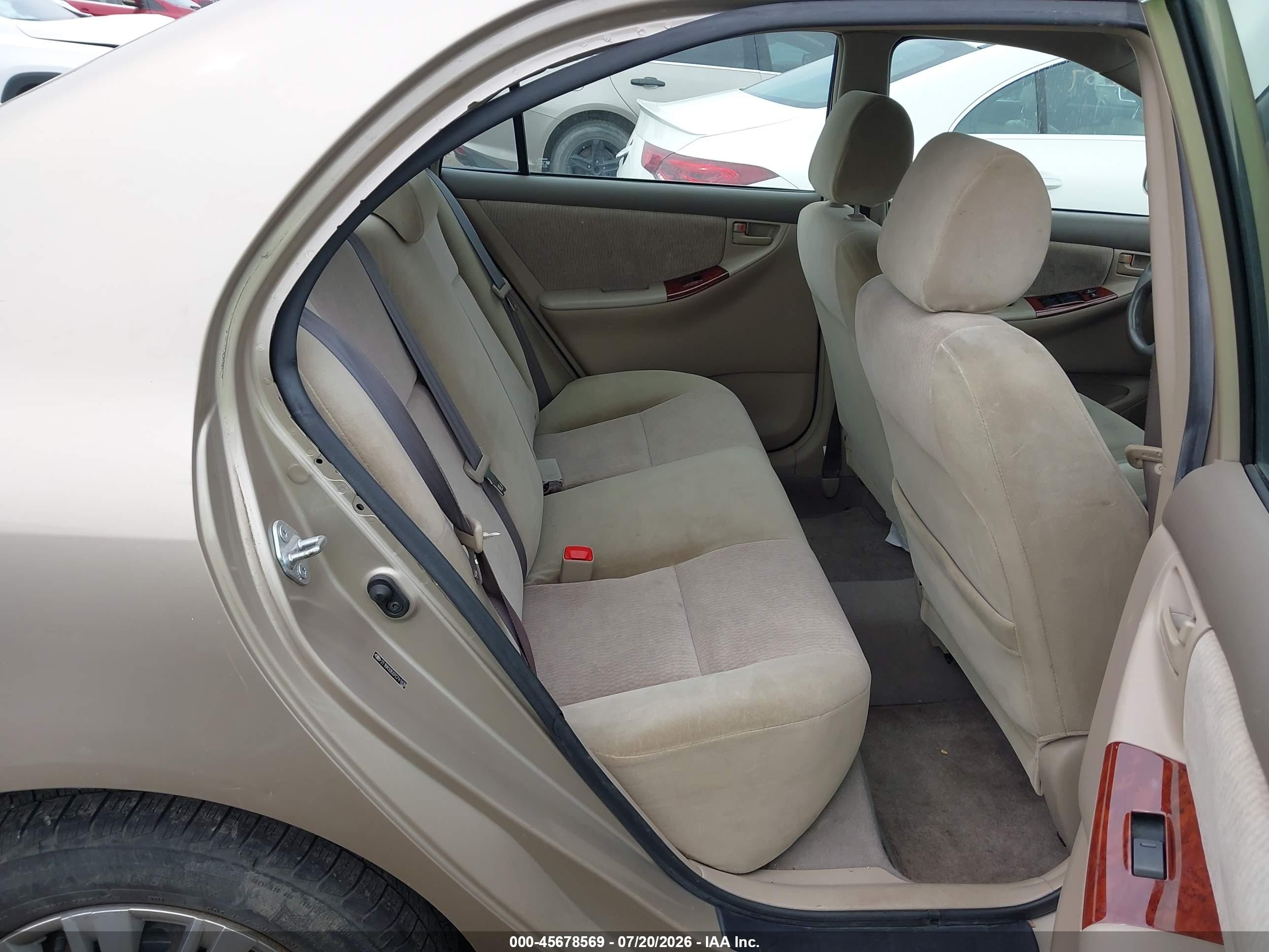 2007 Toyota Corolla Le Gold vin: 2T1BR32E67C741438