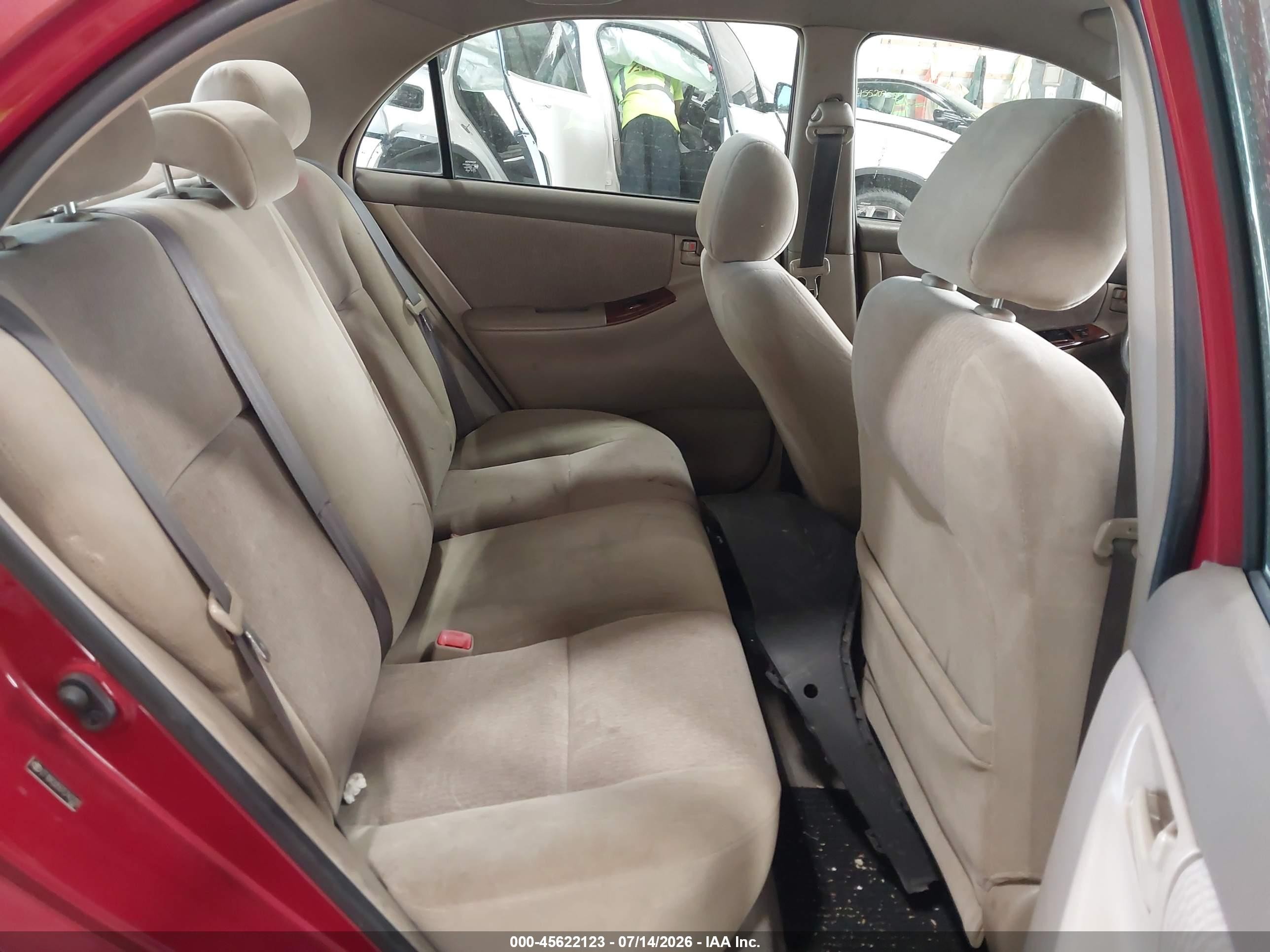 2007 Toyota Corolla Le Red vin: 2T1BR32E67C742220