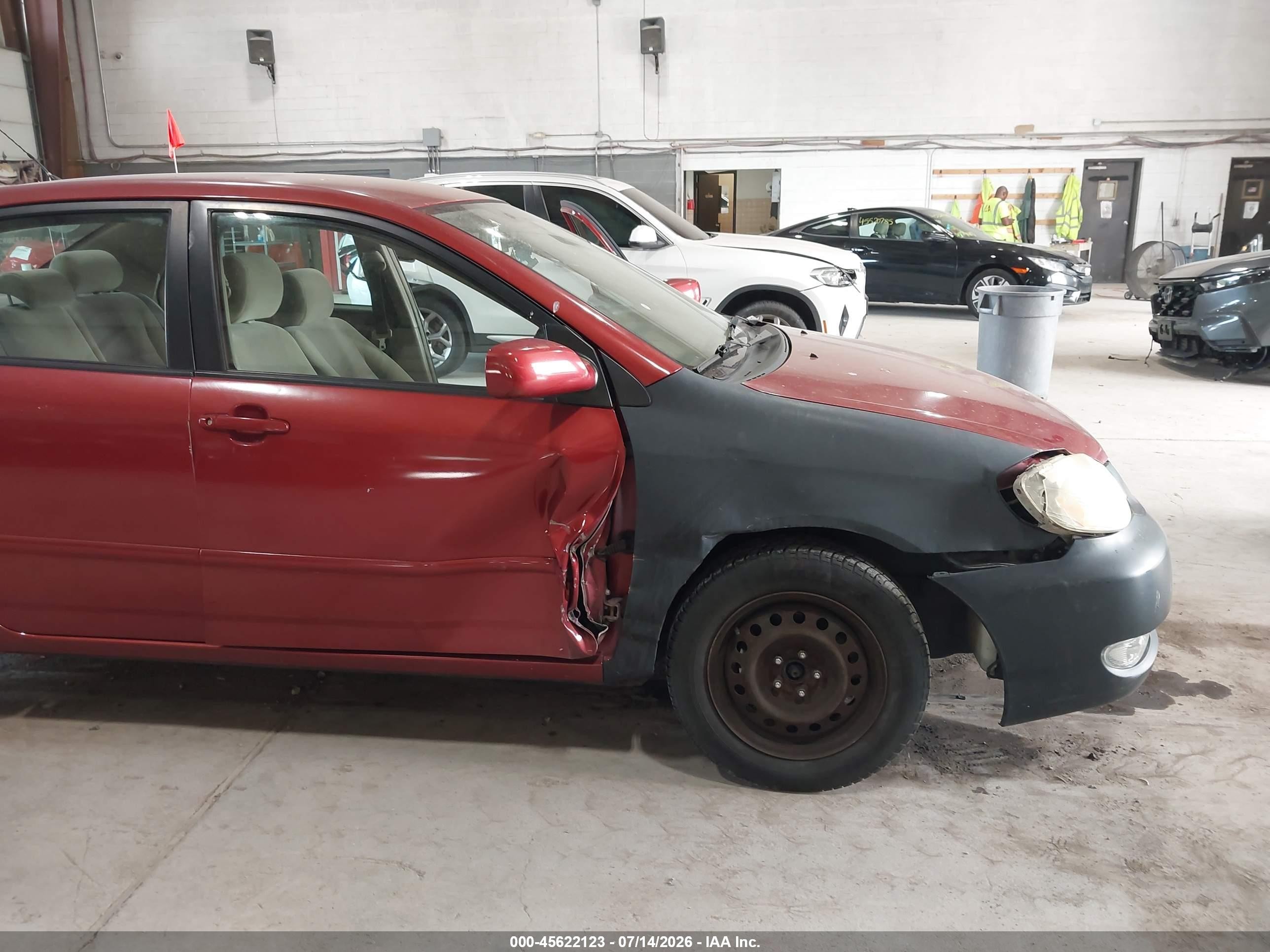 2007 Toyota Corolla Le Red vin: 2T1BR32E67C742220