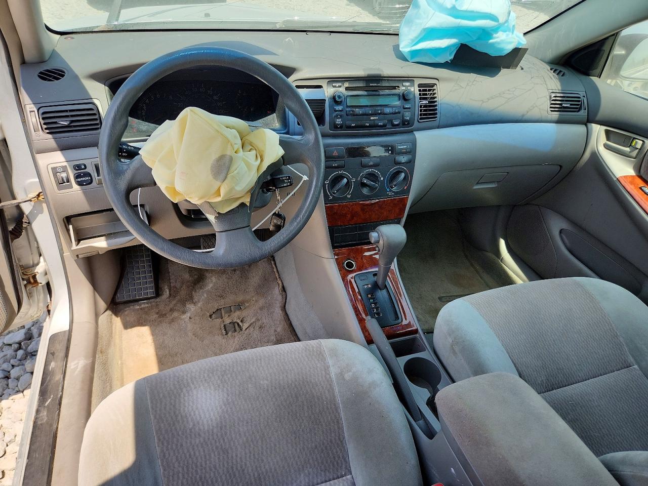 2007 Toyota Corolla Le Silver vin: 2T1BR32E67C846416