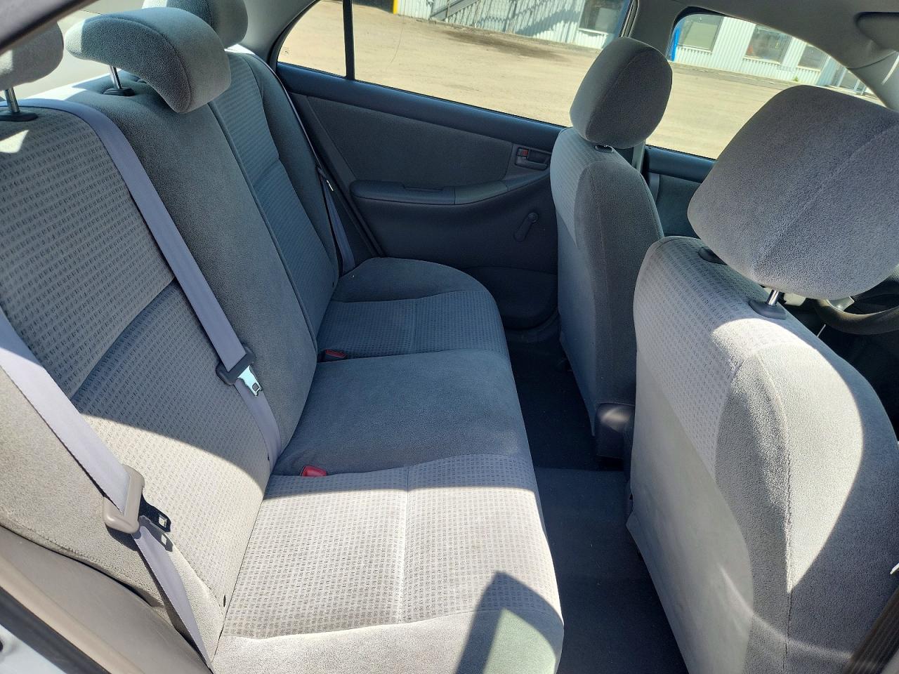 2008 Toyota Corolla Ce Silver vin: 2T1BR32E68C865632