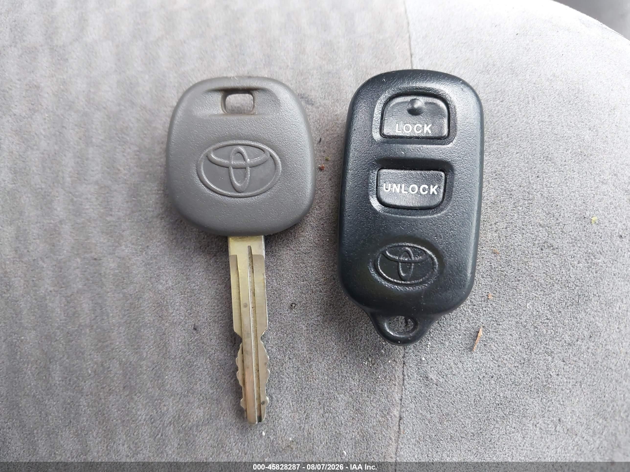 2008 Toyota Corolla Le Black vin: 2T1BR32E68C868708