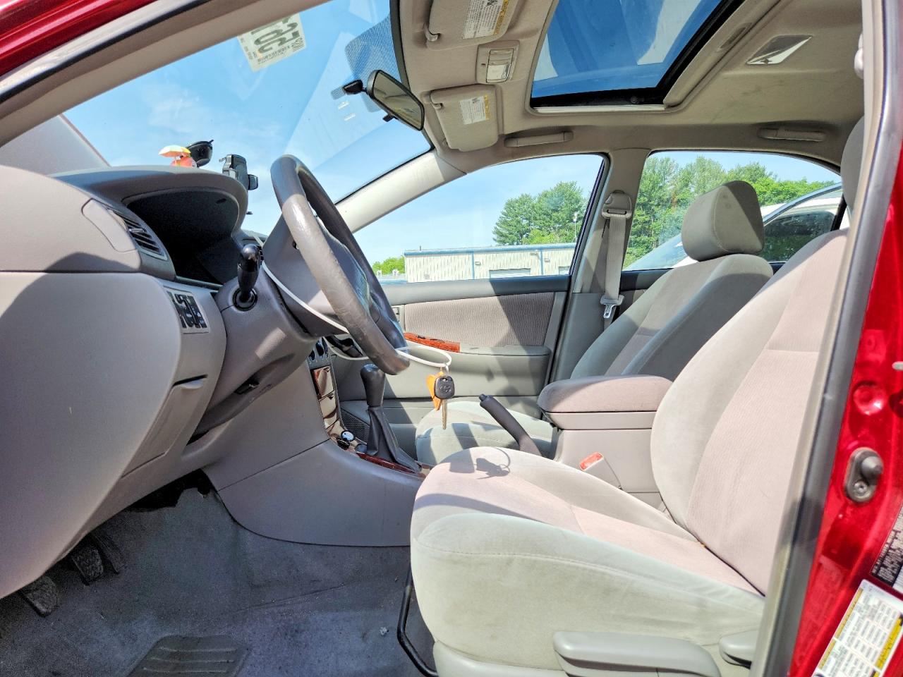 2008 Toyota Corolla Le Red vin: 2T1BR32E68C928826