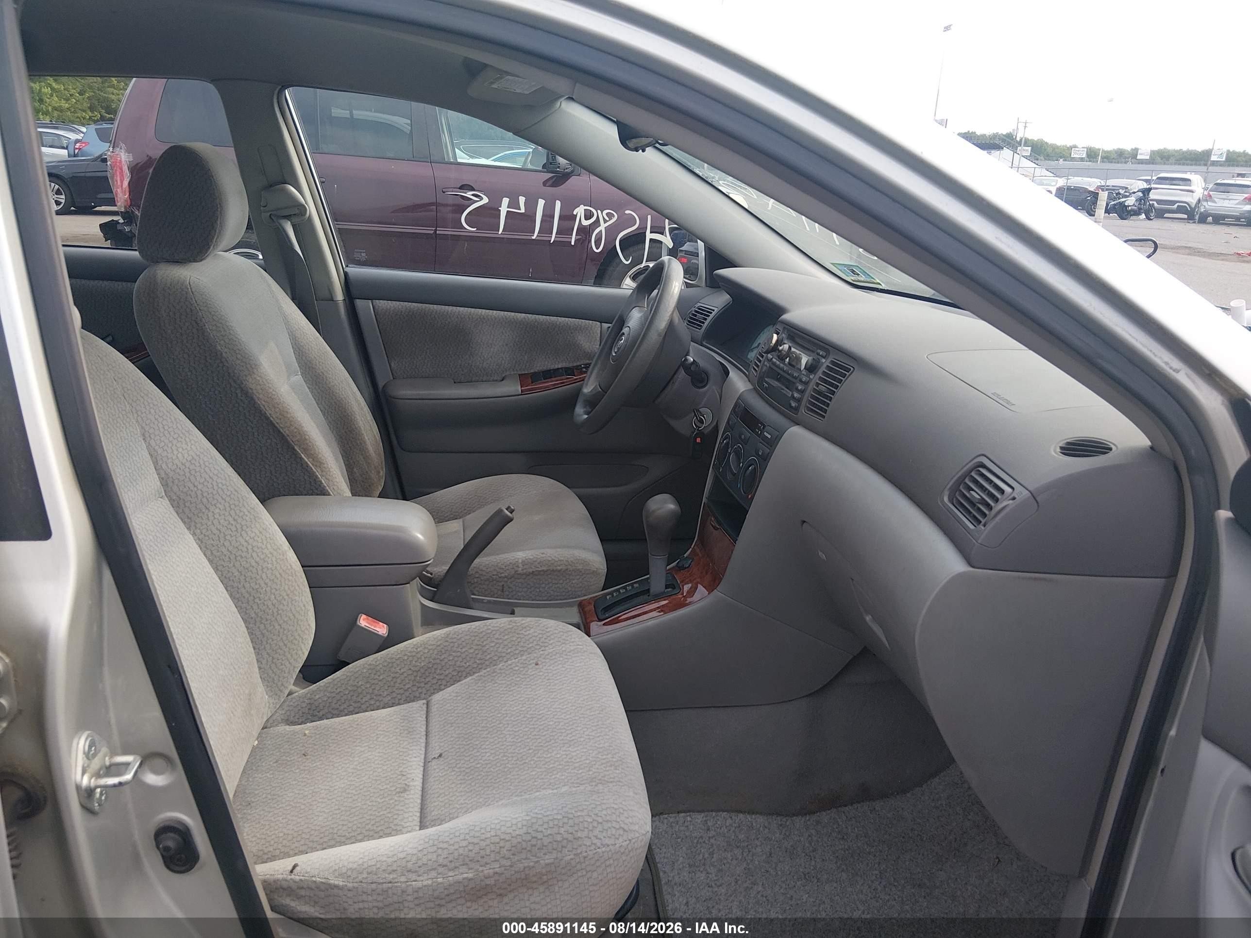 2003 Toyota Corolla Le Silver vin: 2T1BR32E73C024492