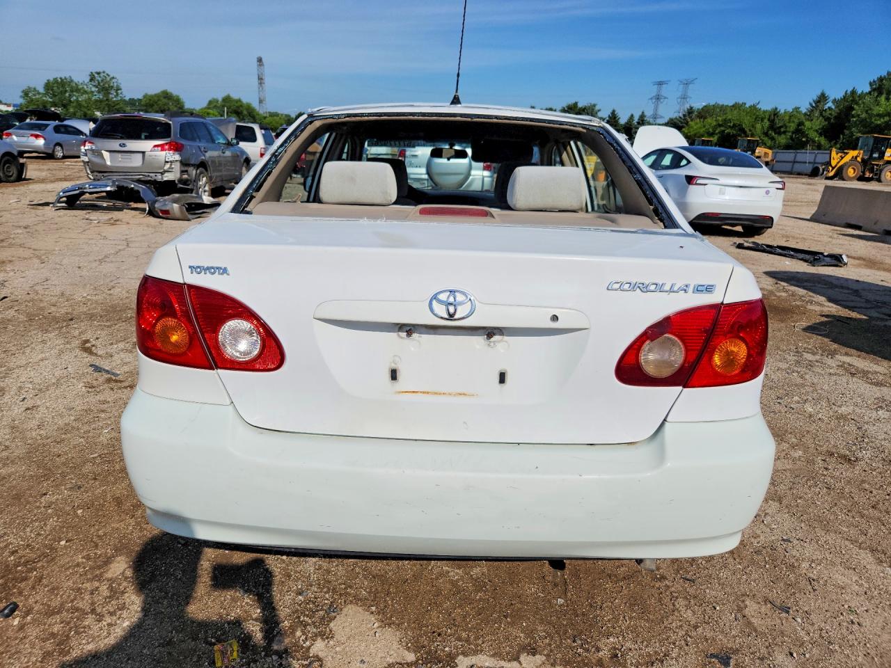 2003 Toyota Corolla Ce Белый vin: 2T1BR32E73C038781
