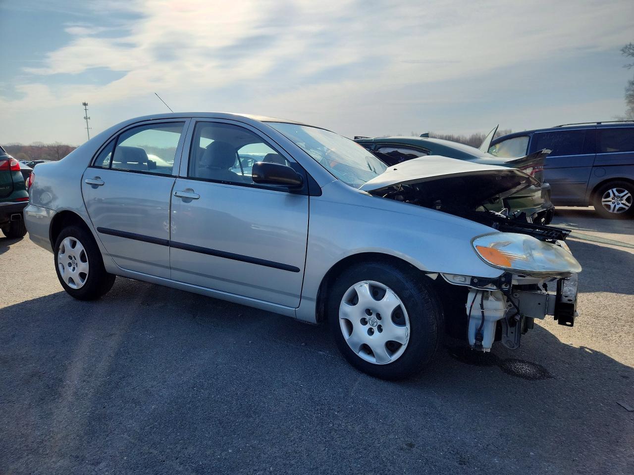 2004 Toyota Corolla Ce Silver vin: 2T1BR32E74C298115