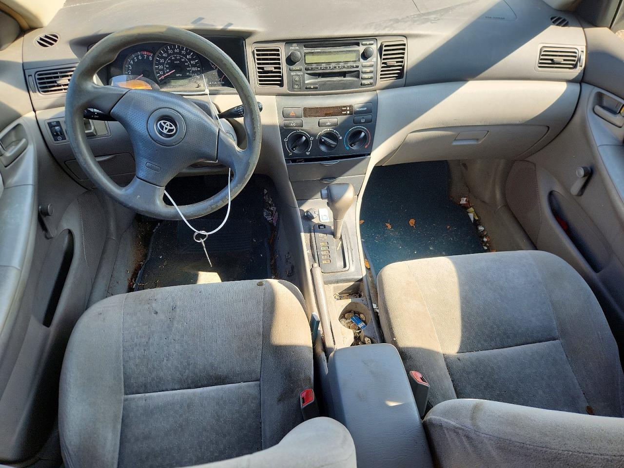 2004 Toyota Corolla Ce Silver vin: 2T1BR32E74C301272
