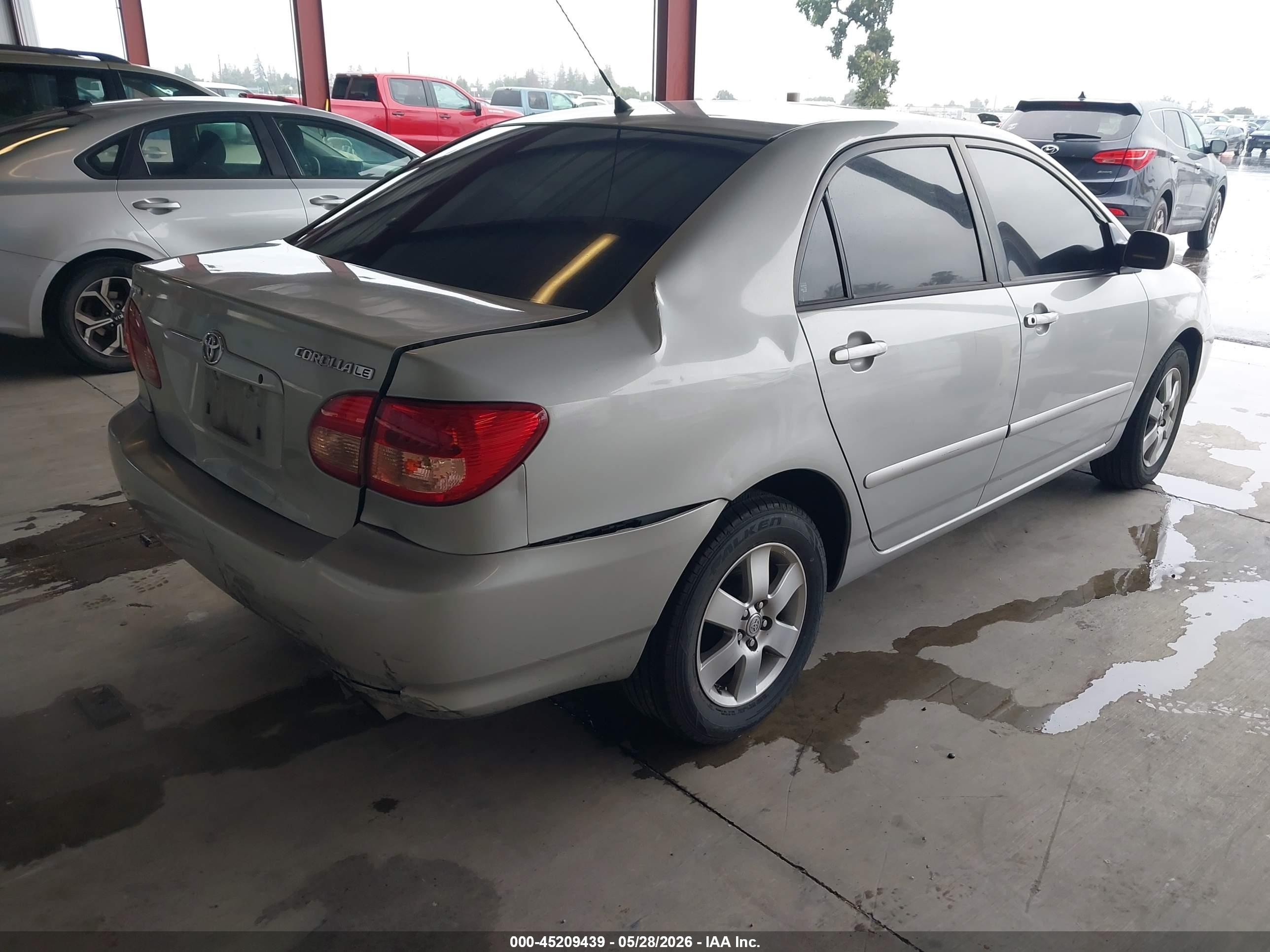 2004 Toyota Corolla Le Silver vin: 2T1BR32E74C316628