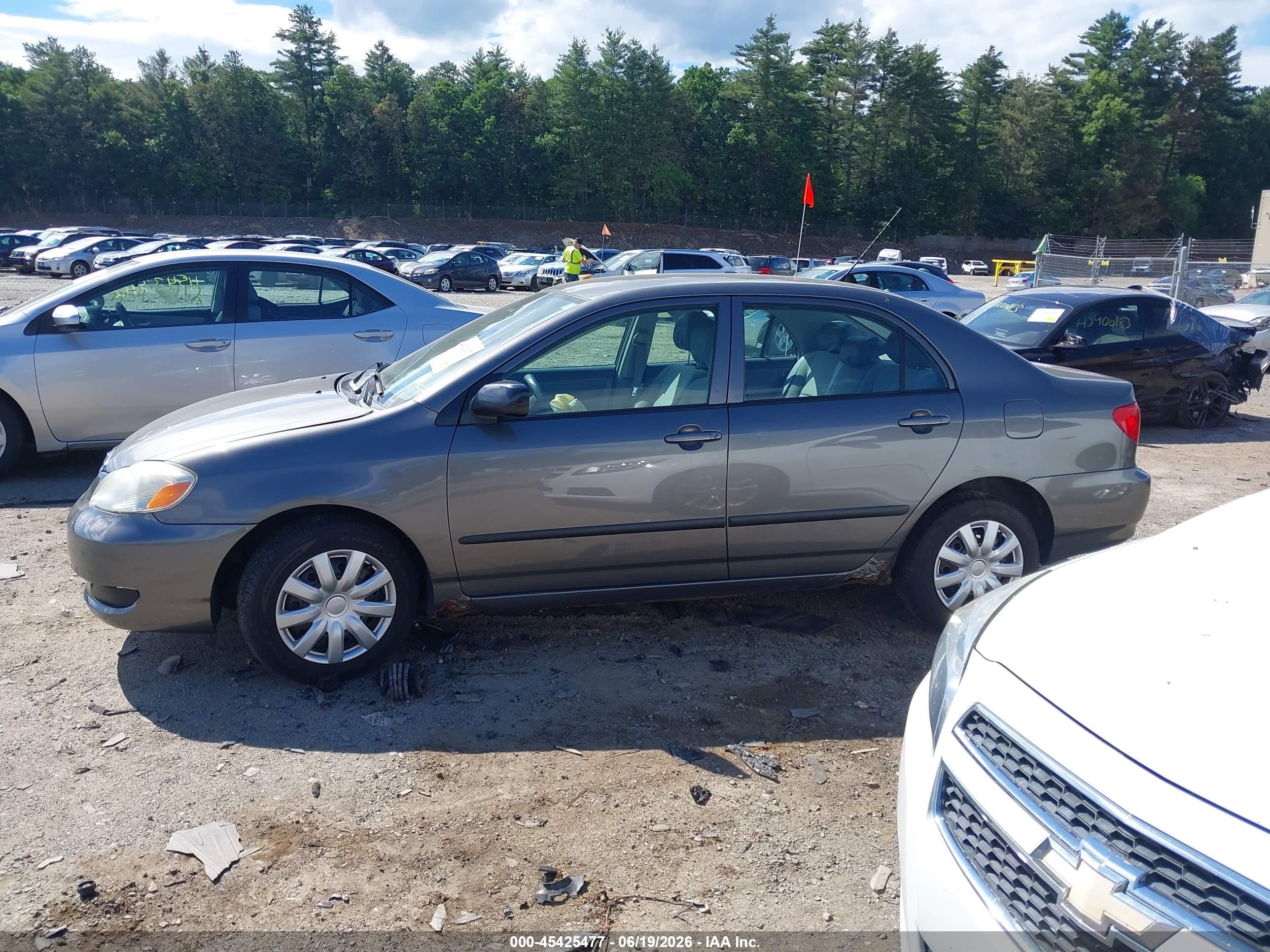 2005 Toyota Corolla Ce Gray vin: 2T1BR32E75C472444