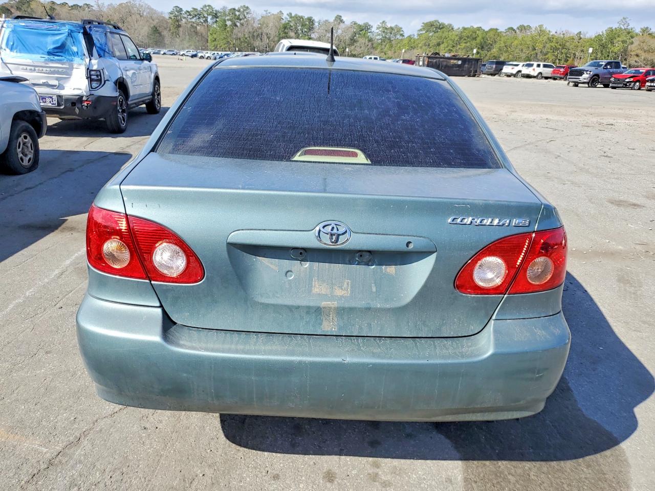 2005 Toyota Corolla Le Green vin: 2T1BR32E75C500047