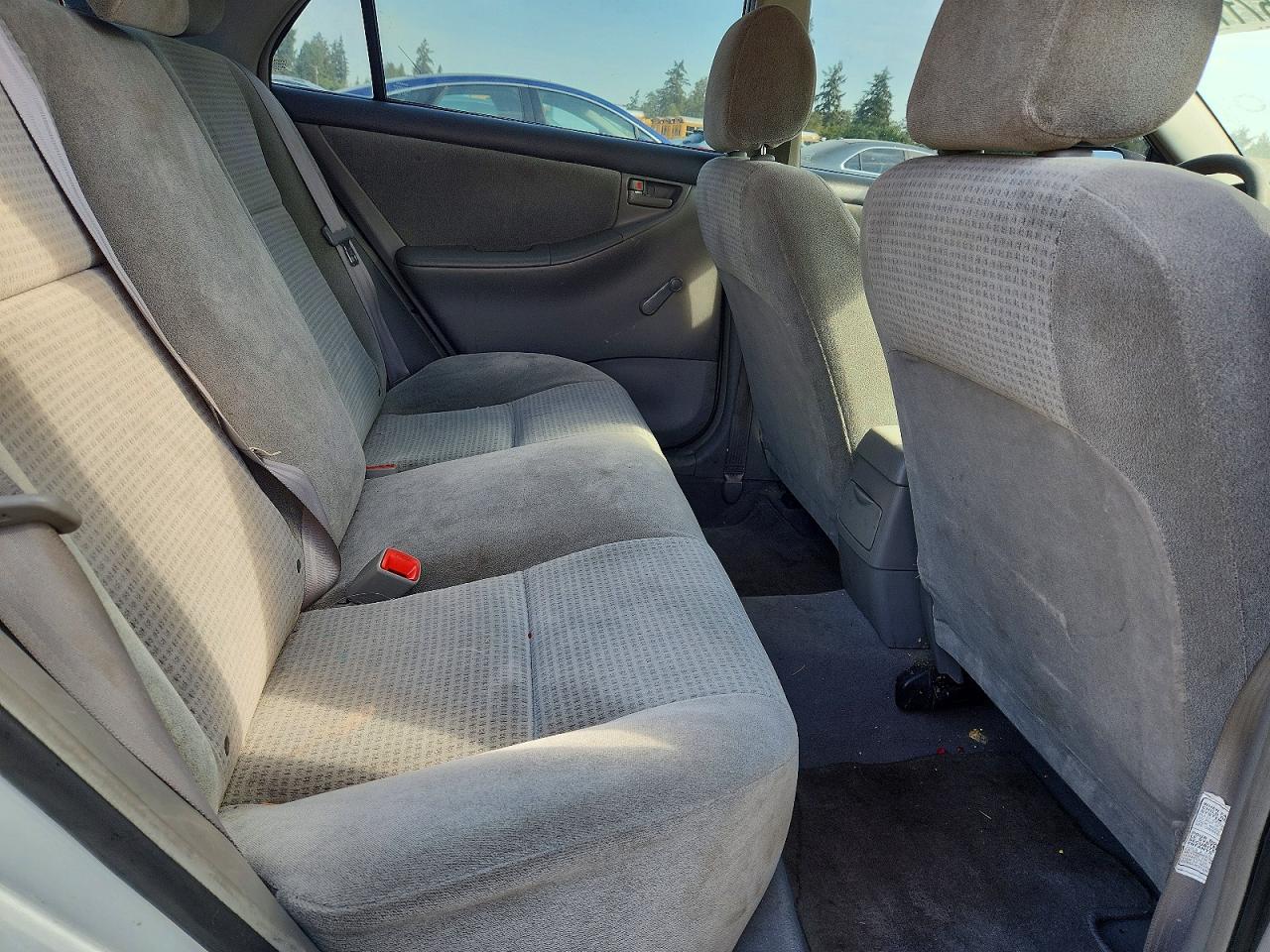 2005 Toyota Corolla Ce Silver vin: 2T1BR32E75C873993