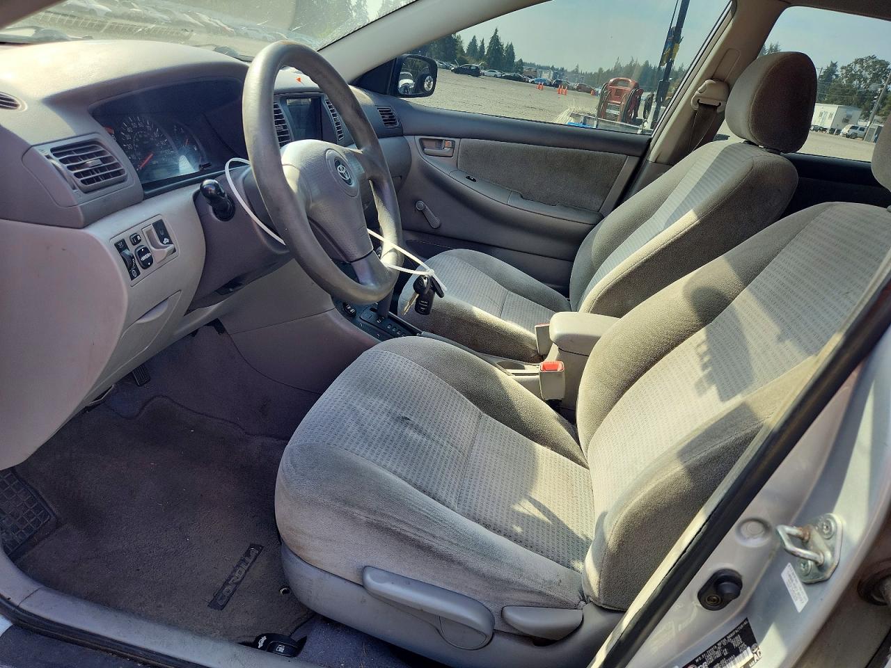 2005 Toyota Corolla Ce Silver vin: 2T1BR32E75C873993