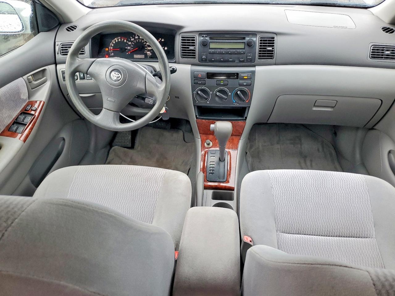 2005 Toyota Corolla Ce Silver vin: 2T1BR32E75C898666