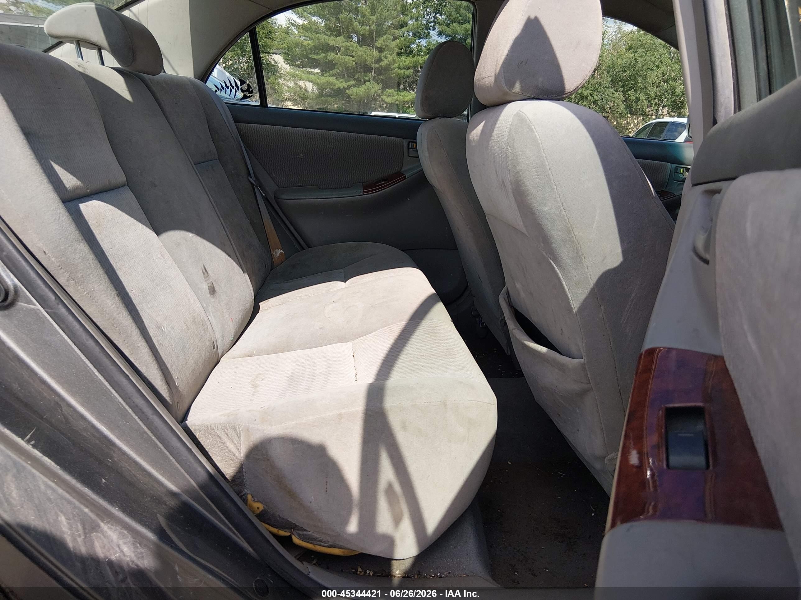 2006 Toyota Corolla Le Gray vin: 2T1BR32E76C588258