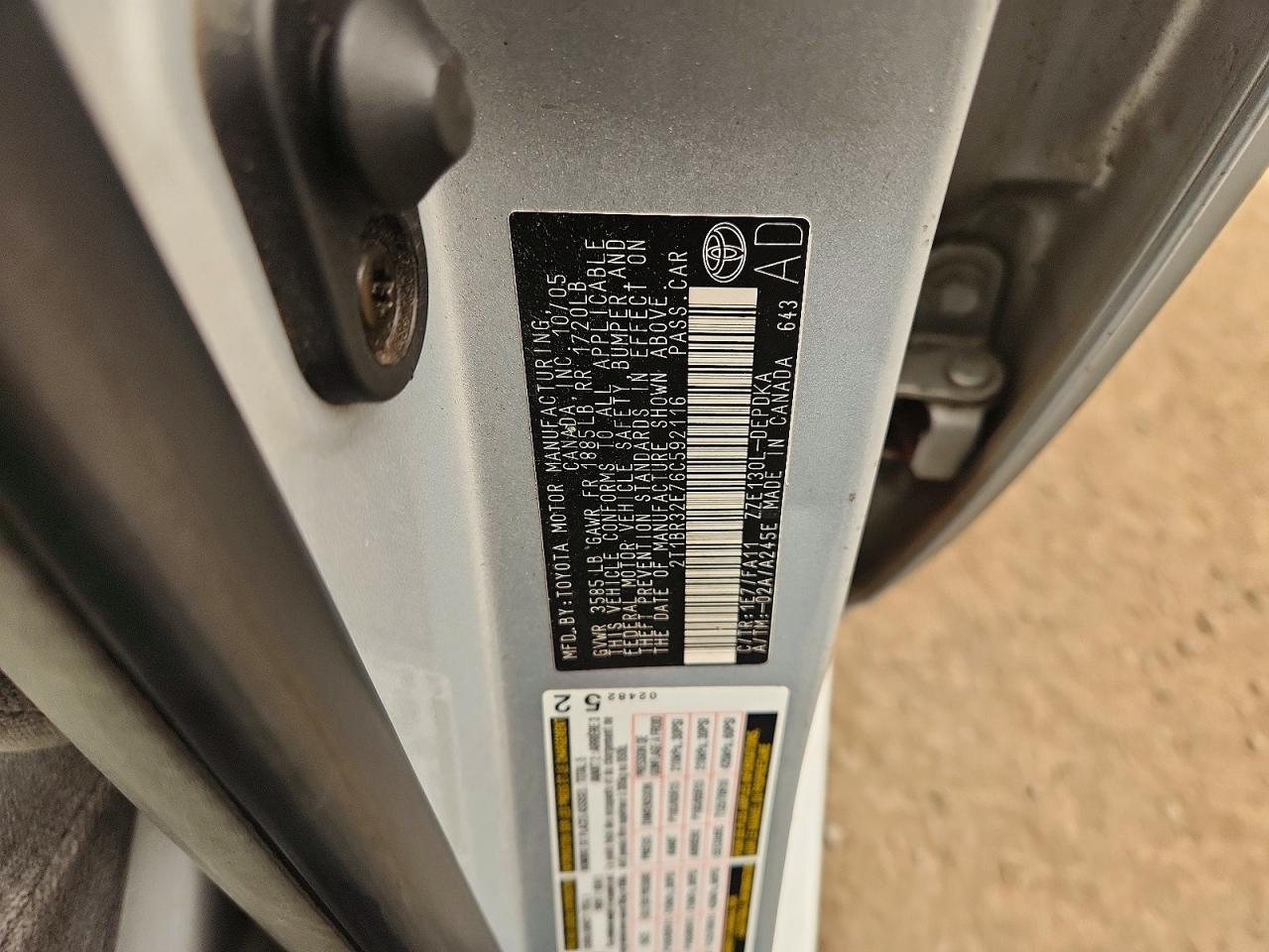 2006 Toyota Corolla Ce Silver vin: 2T1BR32E76C592116