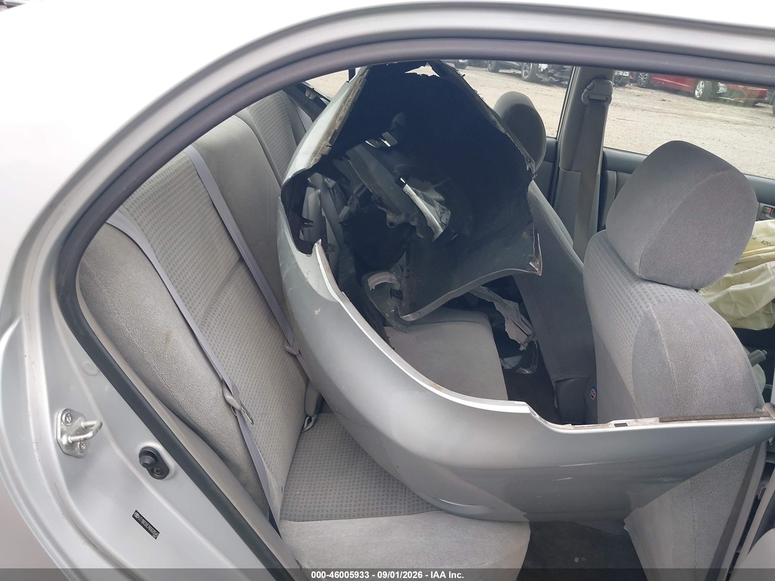 2006 Toyota Corolla Ce Silver vin: 2T1BR32E76C620545
