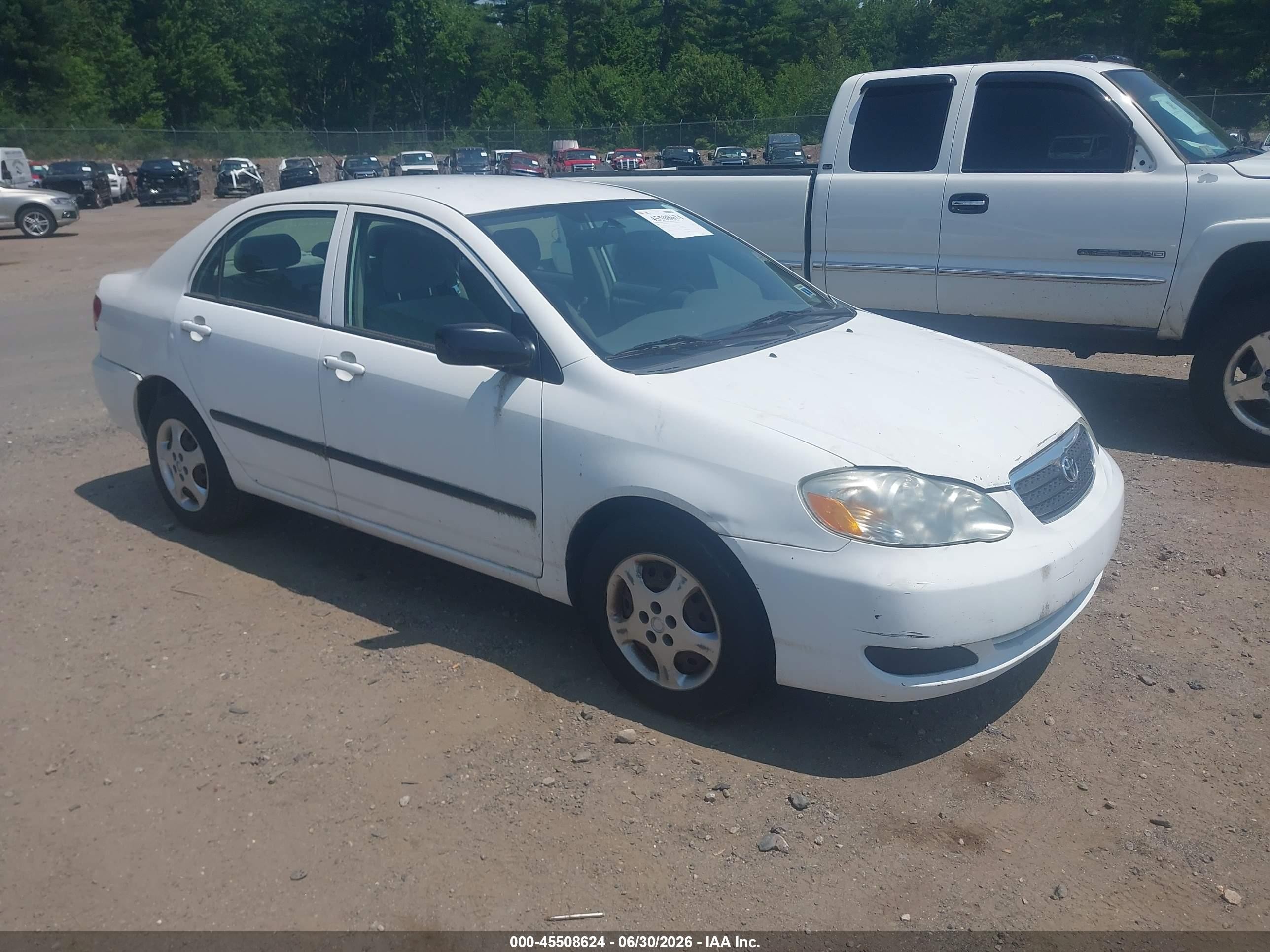 2007 Toyota Corolla Ce White vin: 2T1BR32E77C769992
