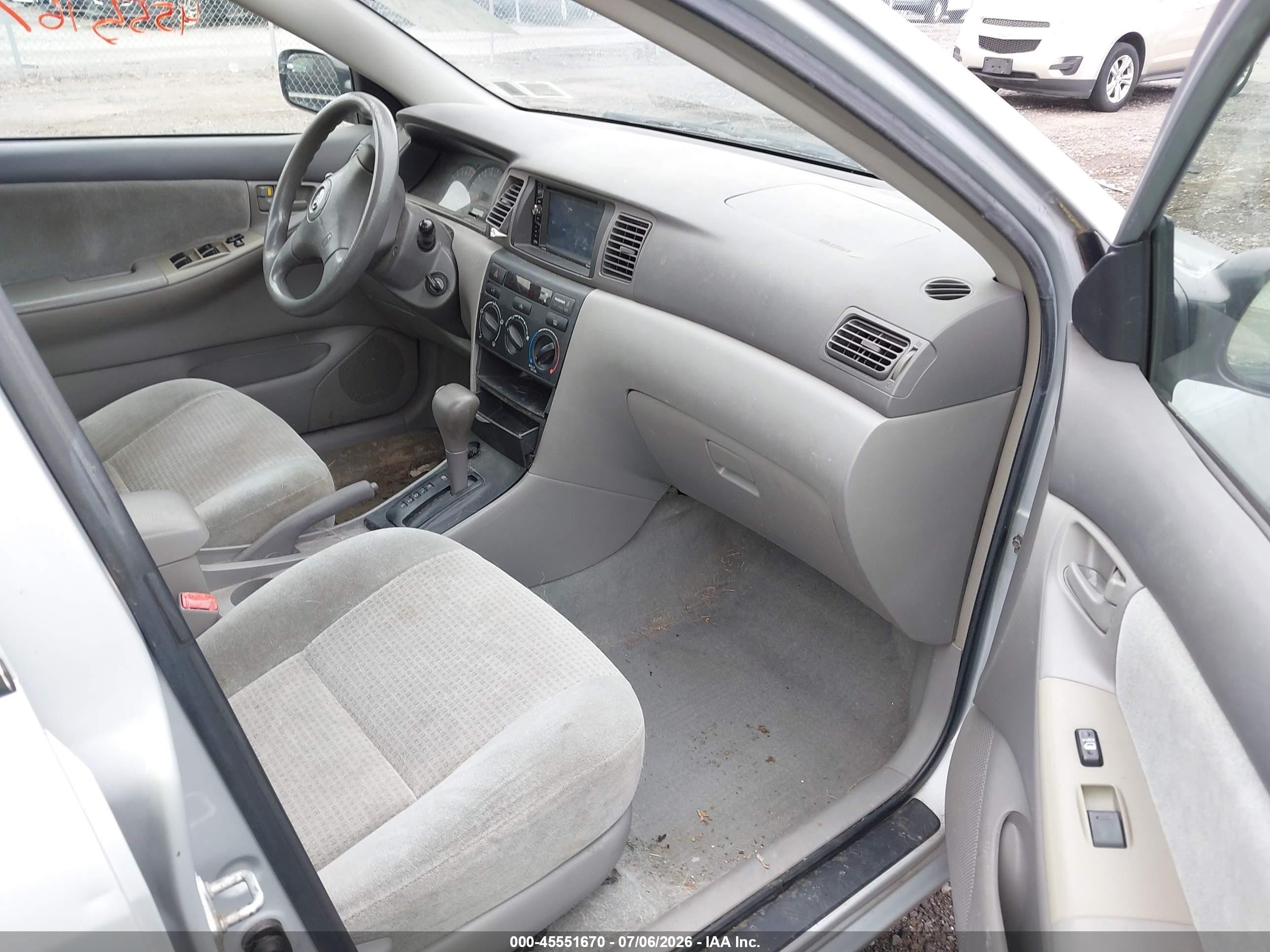 2007 Toyota Corolla Ce Silver vin: 2T1BR32E77C782161