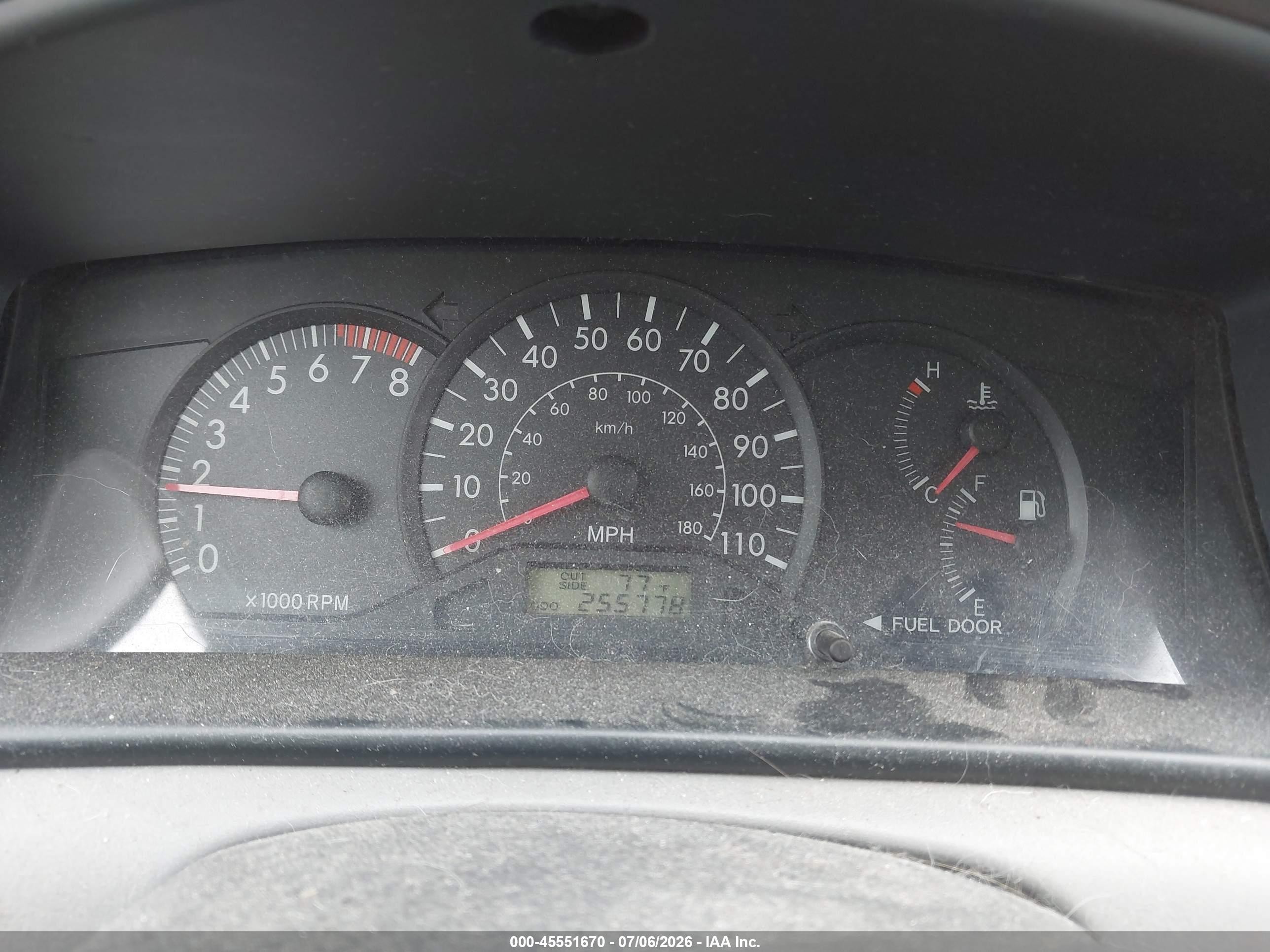 2007 Toyota Corolla Ce Silver vin: 2T1BR32E77C782161