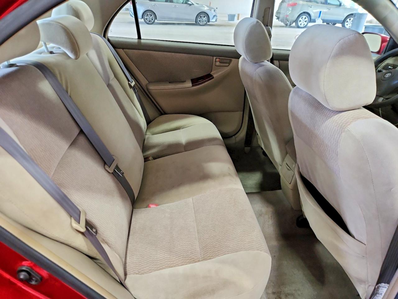 2007 Toyota Corolla Le Red vin: 2T1BR32E77C789398