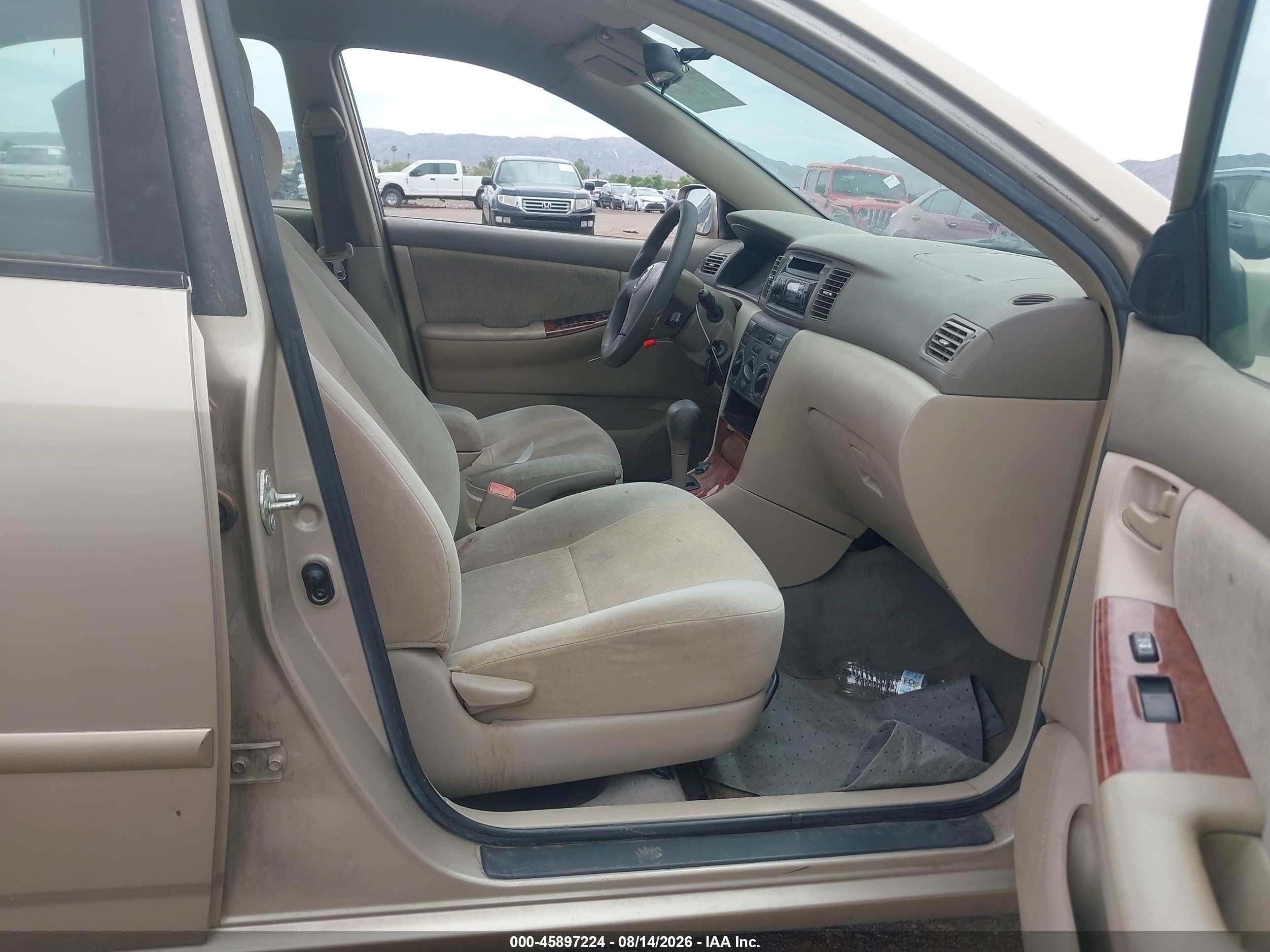 2007 Toyota Corolla Le Gold vin: 2T1BR32E77C791331