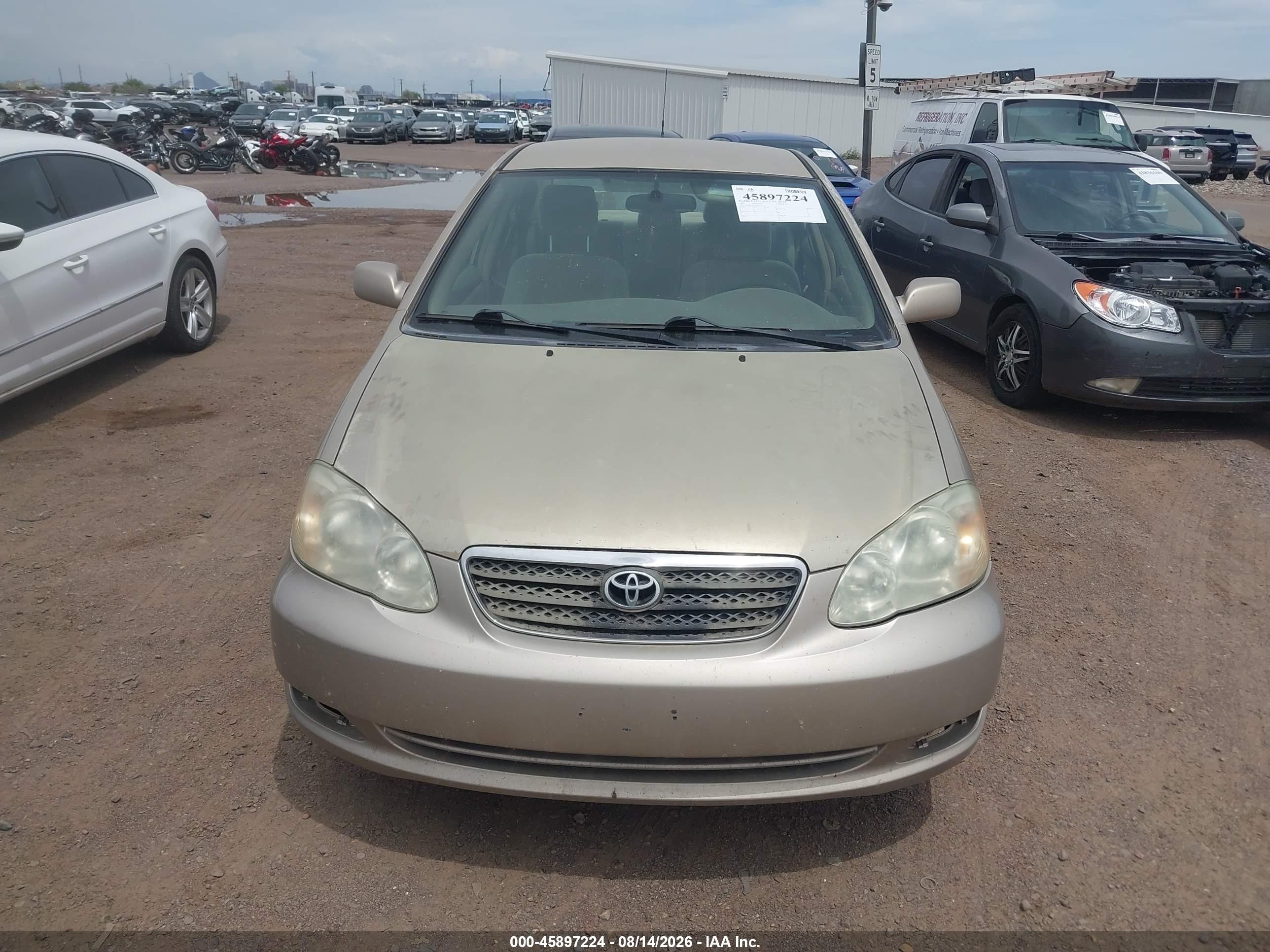 2007 Toyota Corolla Le Gold vin: 2T1BR32E77C791331