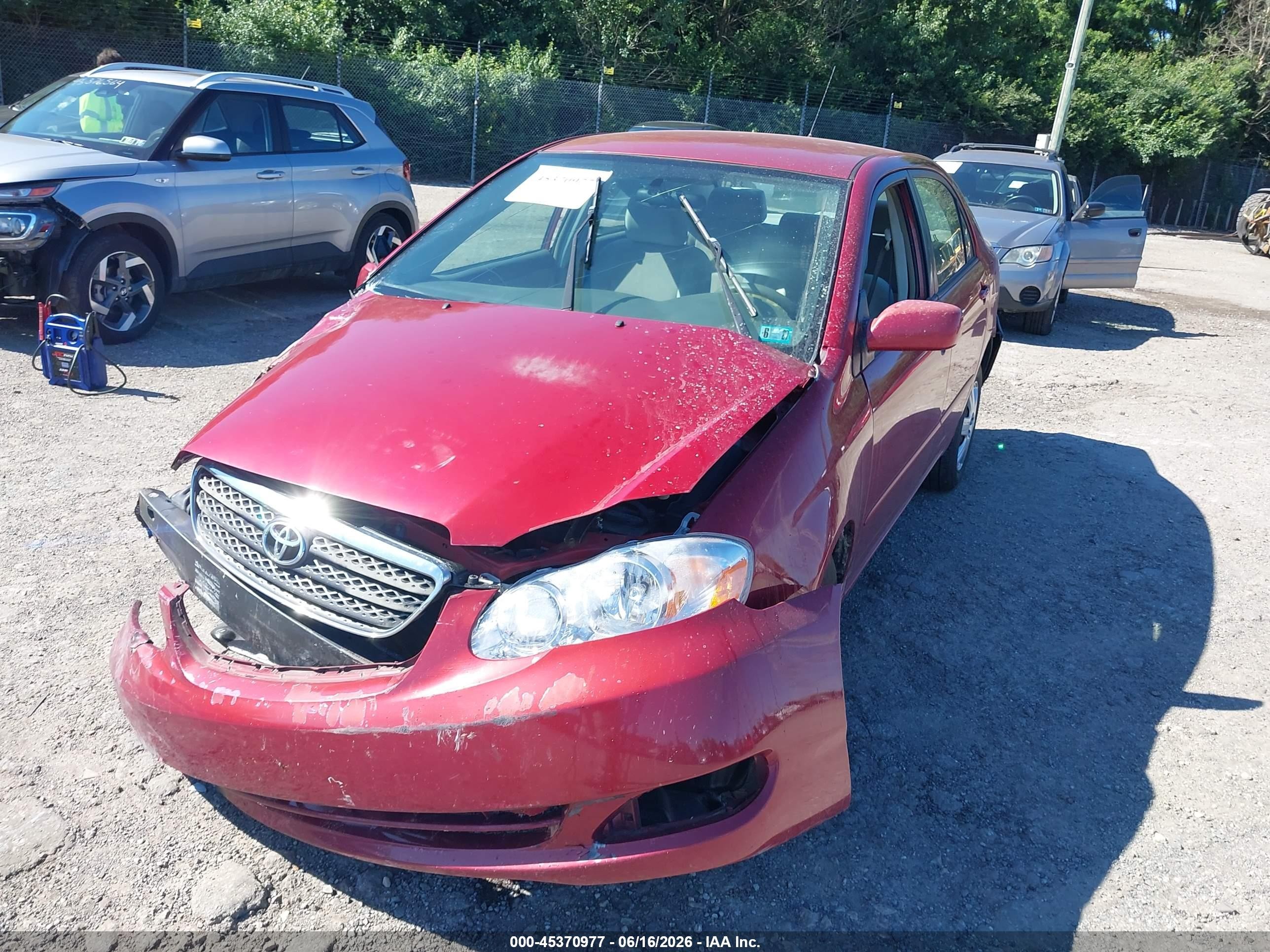 2007 Toyota Corolla Le Red vin: 2T1BR32E77C852239