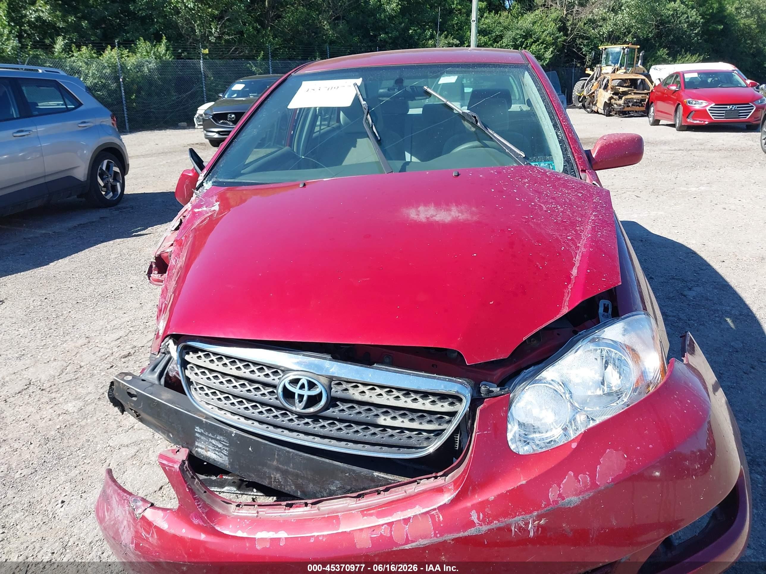 2007 Toyota Corolla Le Red vin: 2T1BR32E77C852239