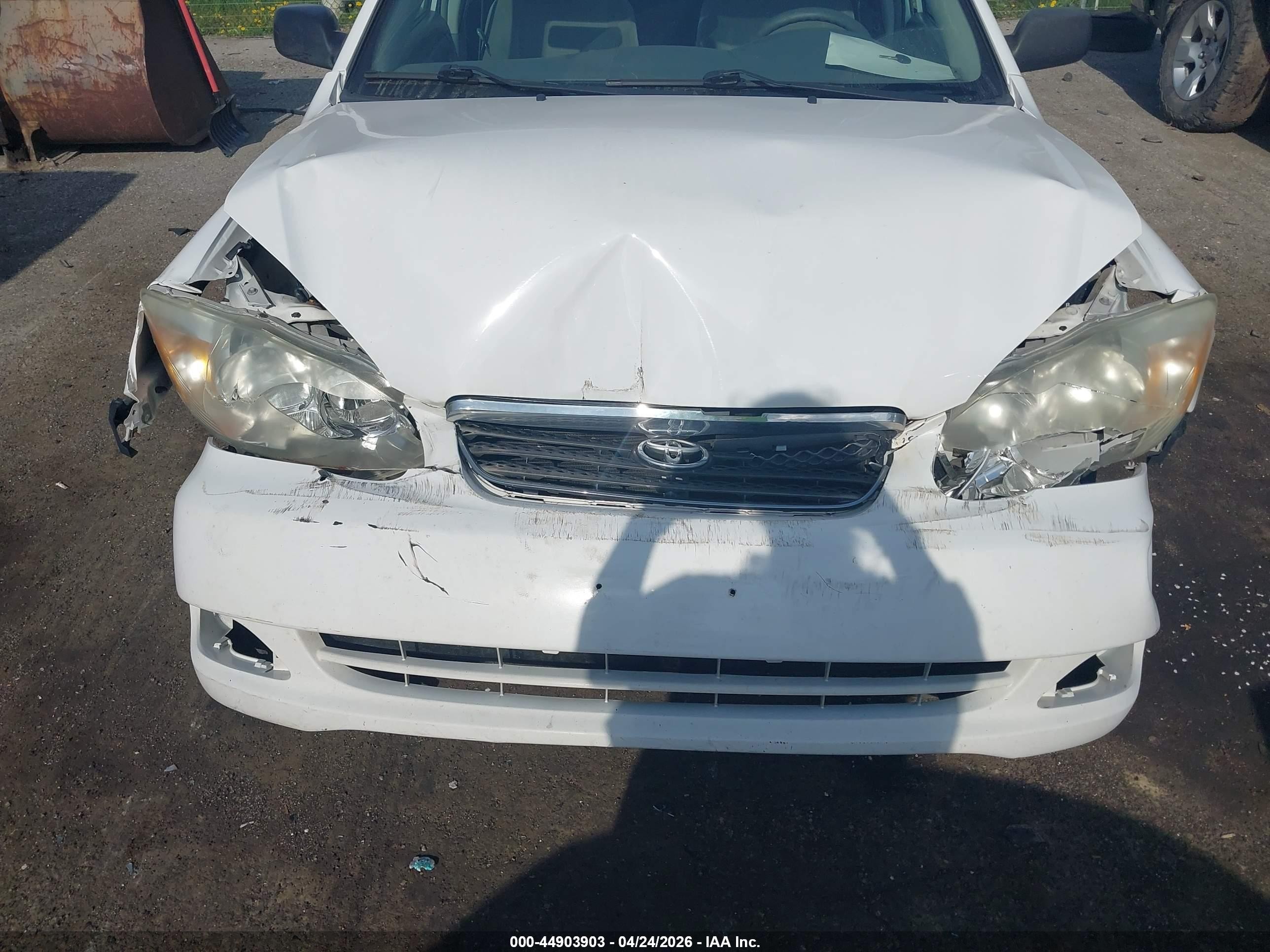 2008 Toyota Corolla Ce White vin: 2T1BR32E78C869575