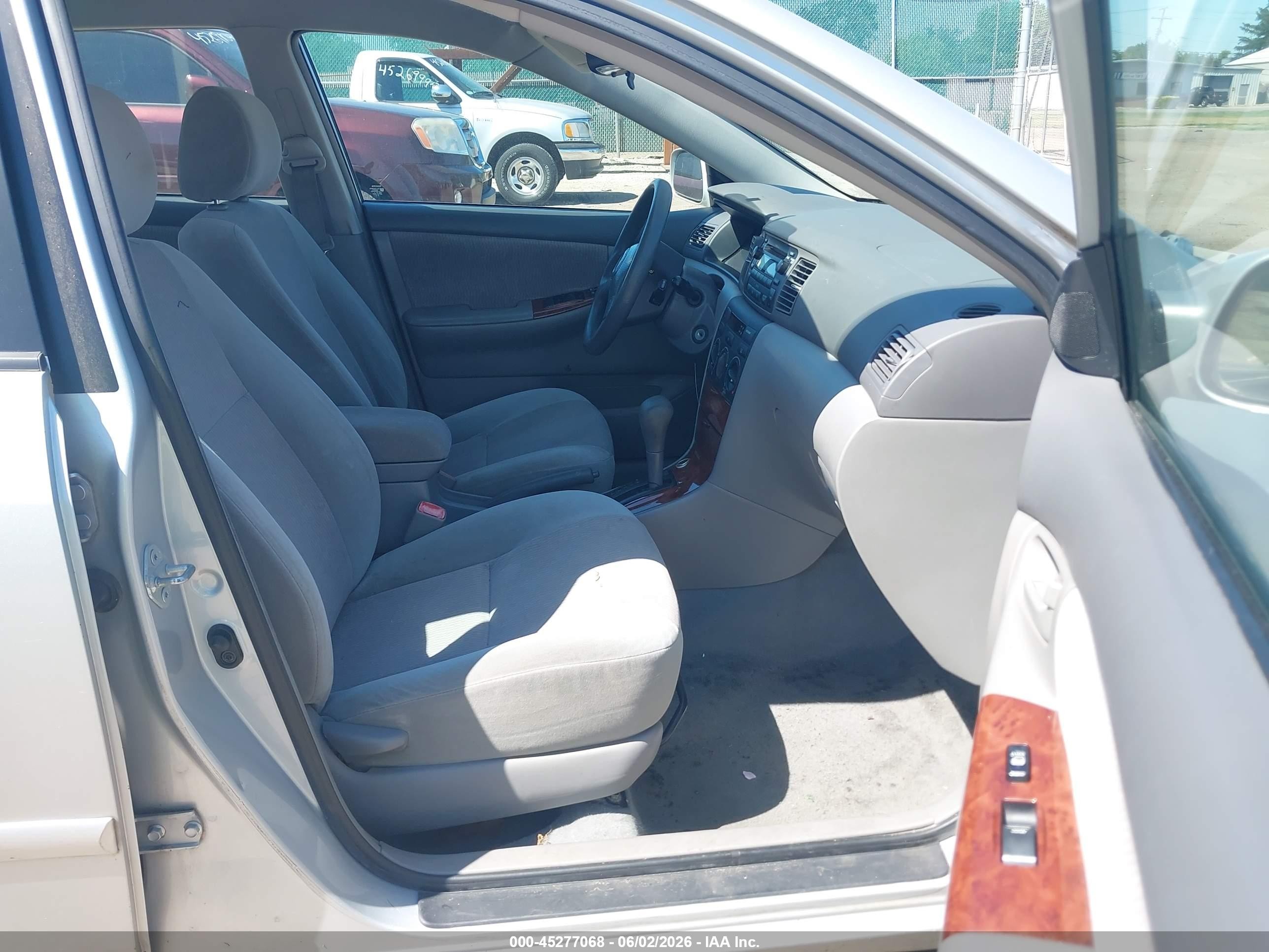 2008 Toyota Corolla Le Silver vin: 2T1BR32E78C872380