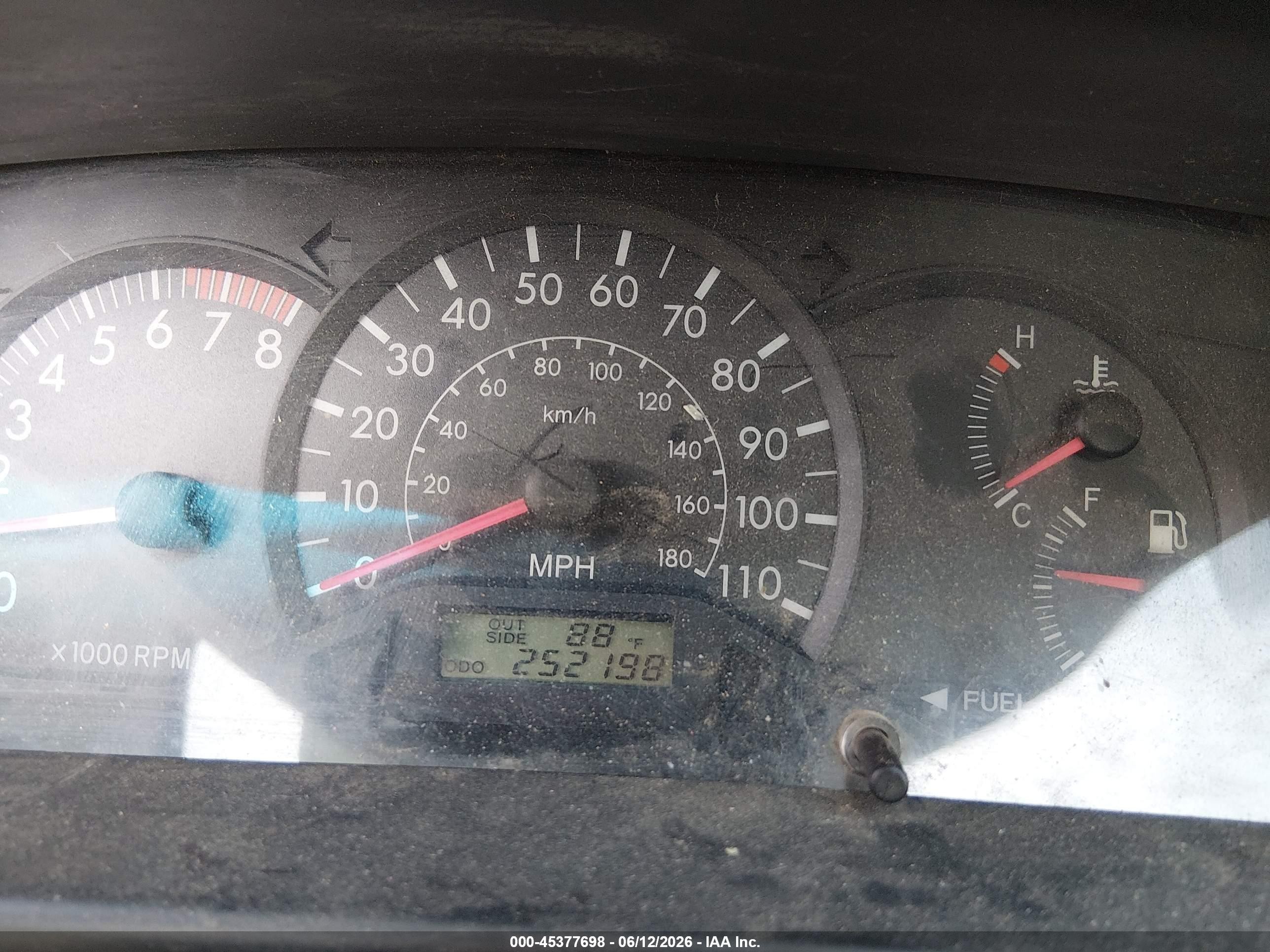 2008 Toyota Corolla Ce Red vin: 2T1BR32E78C902459