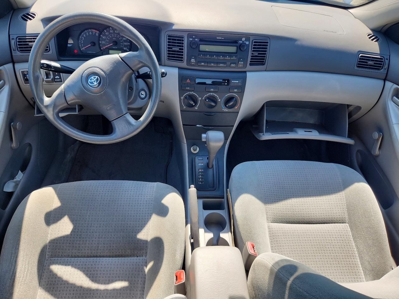 2008 Toyota Corolla Ce White vin: 2T1BR32E78C917060