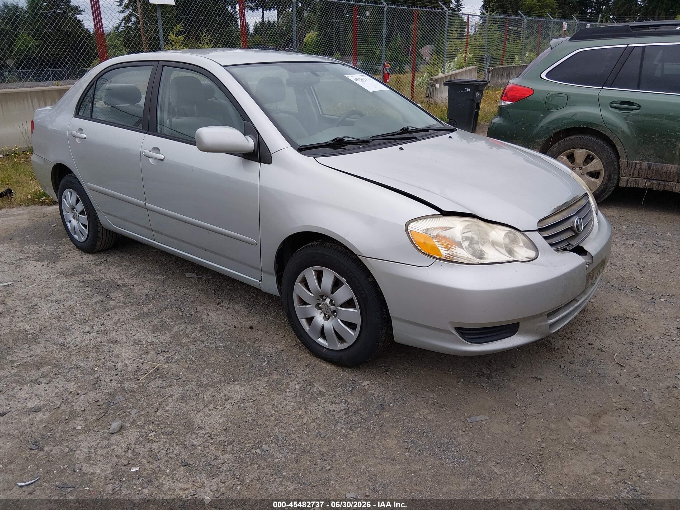 2004 Toyota Corolla Le Silver vin: 2T1BR32E84C268847