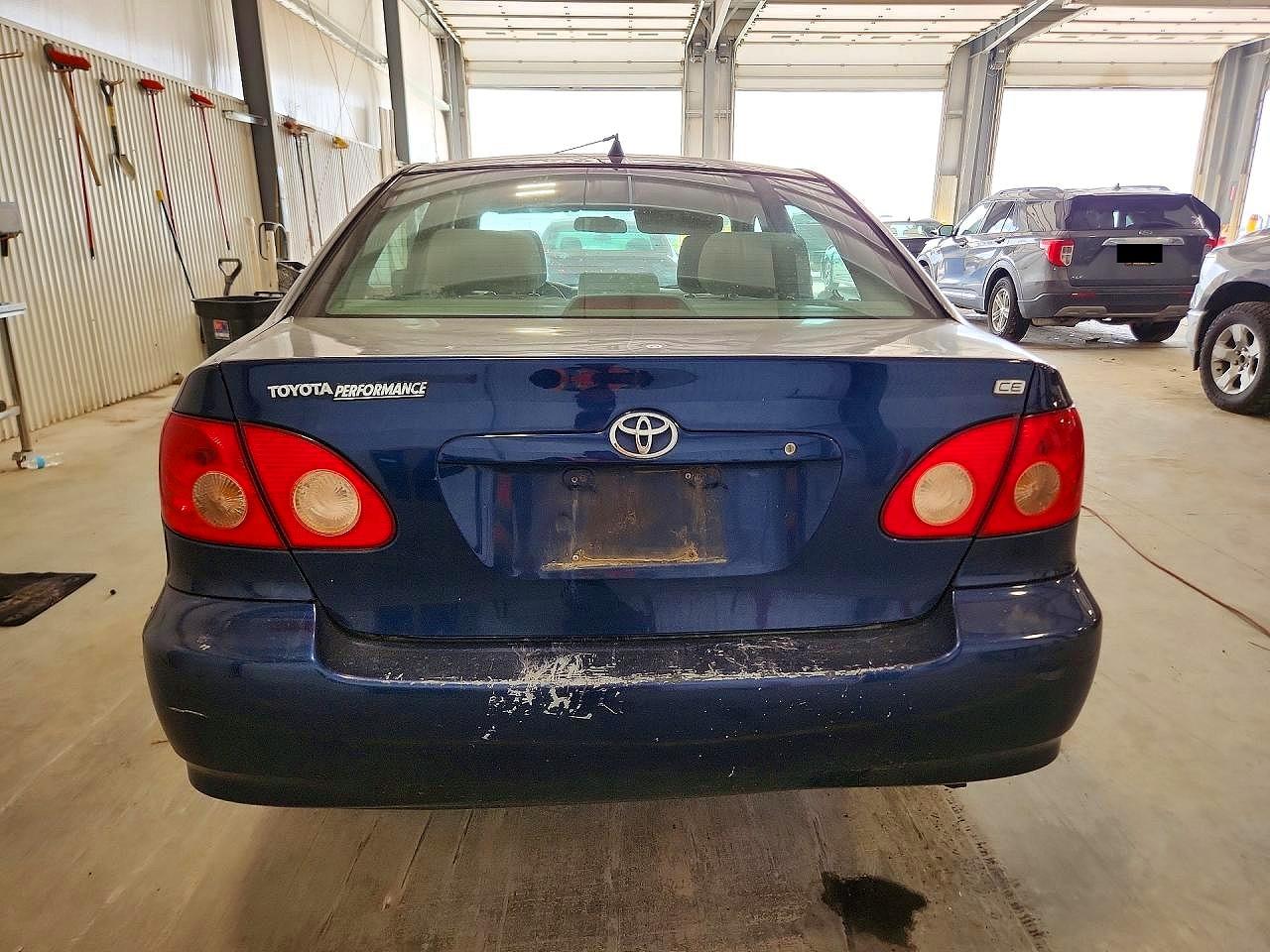 2005 Toyota Corolla Ce Blue vin: 2T1BR32E85C332077