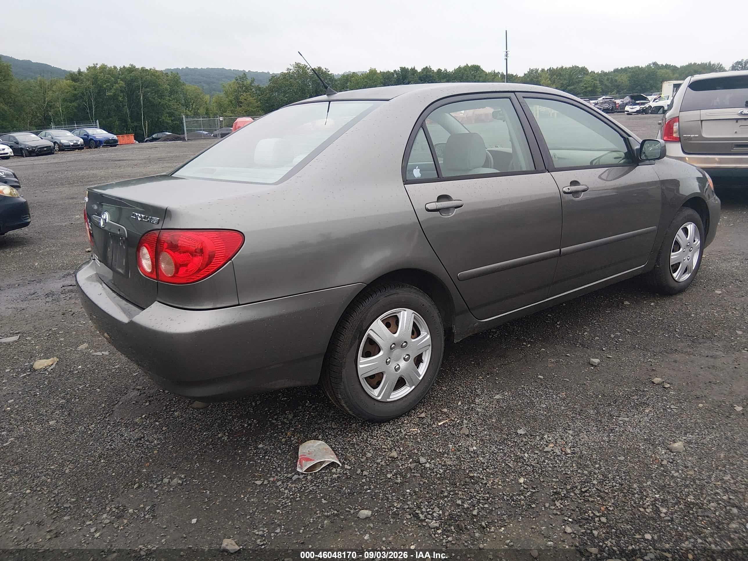 2005 Toyota Corolla Le Gray vin: 2T1BR32E85C414746