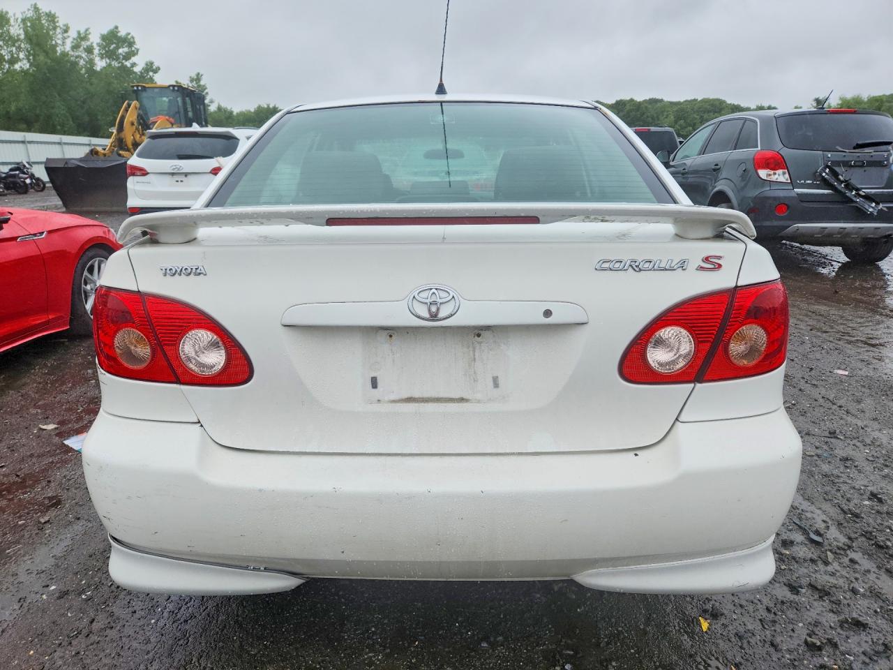 2005 Toyota Corolla S White vin: 2T1BR32E85C441042