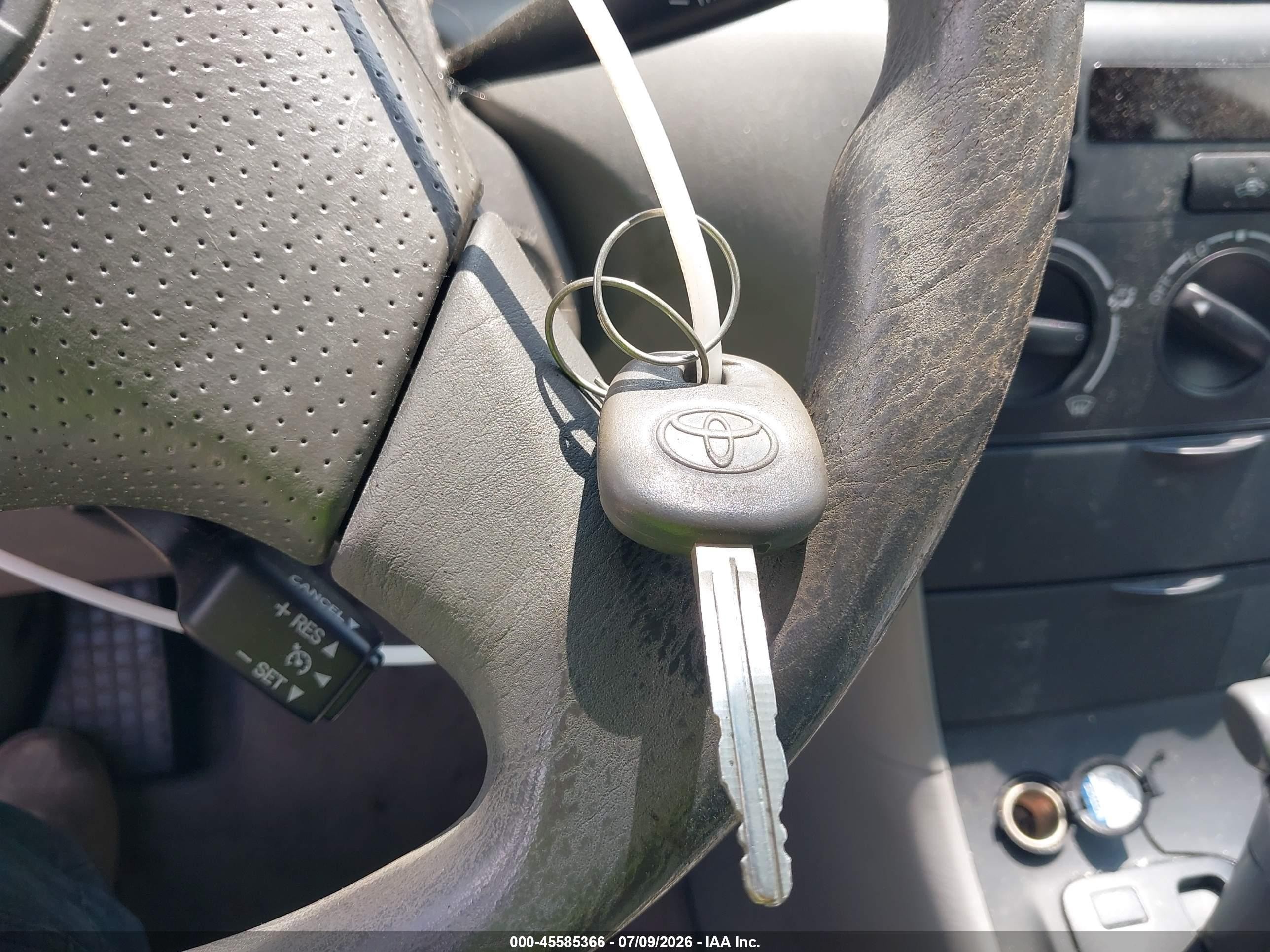 2005 Toyota Corolla Ce Dark Blue vin: 2T1BR32E85C496235